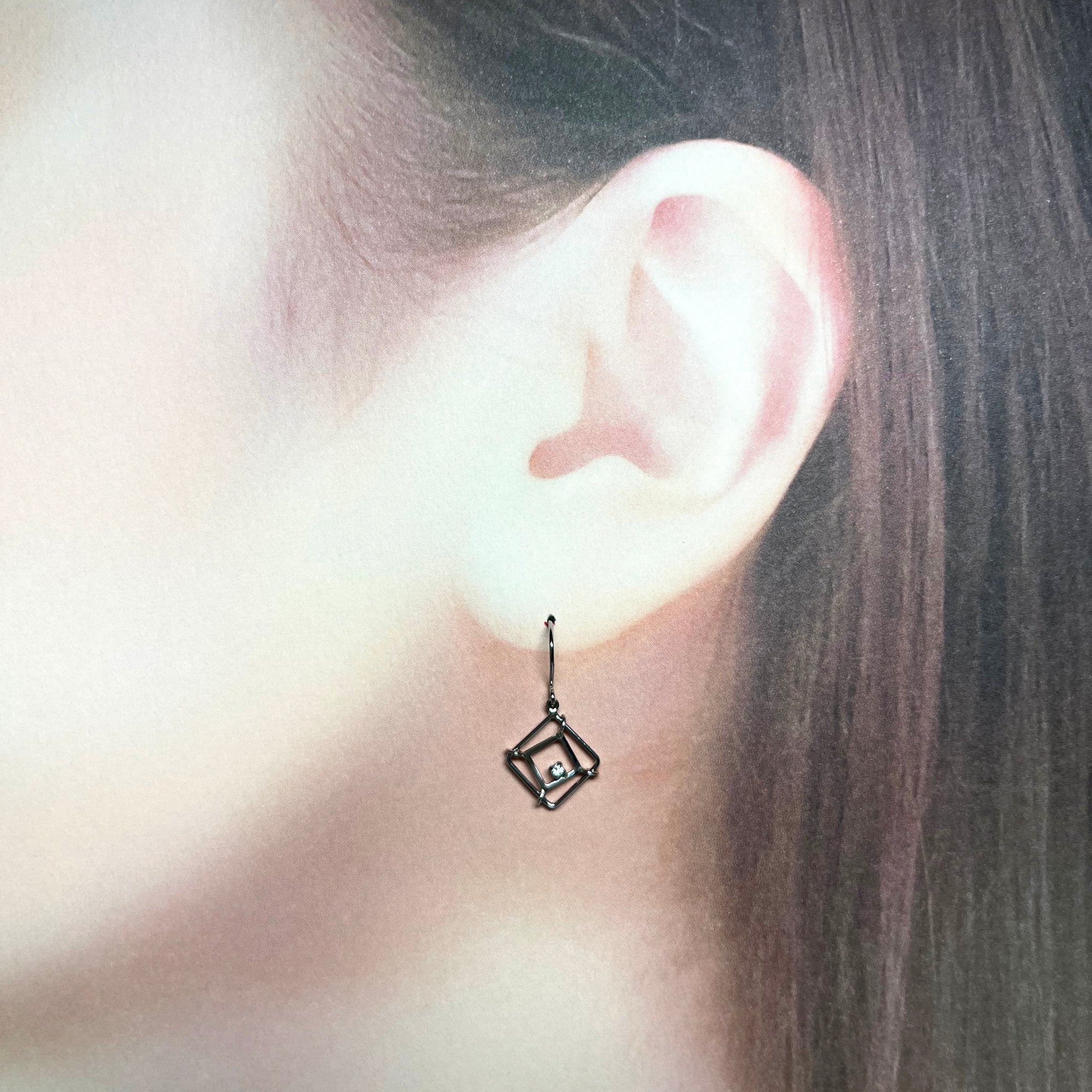 ダイヤモンド プラチナピアス(4月誕生石)《25H01511》