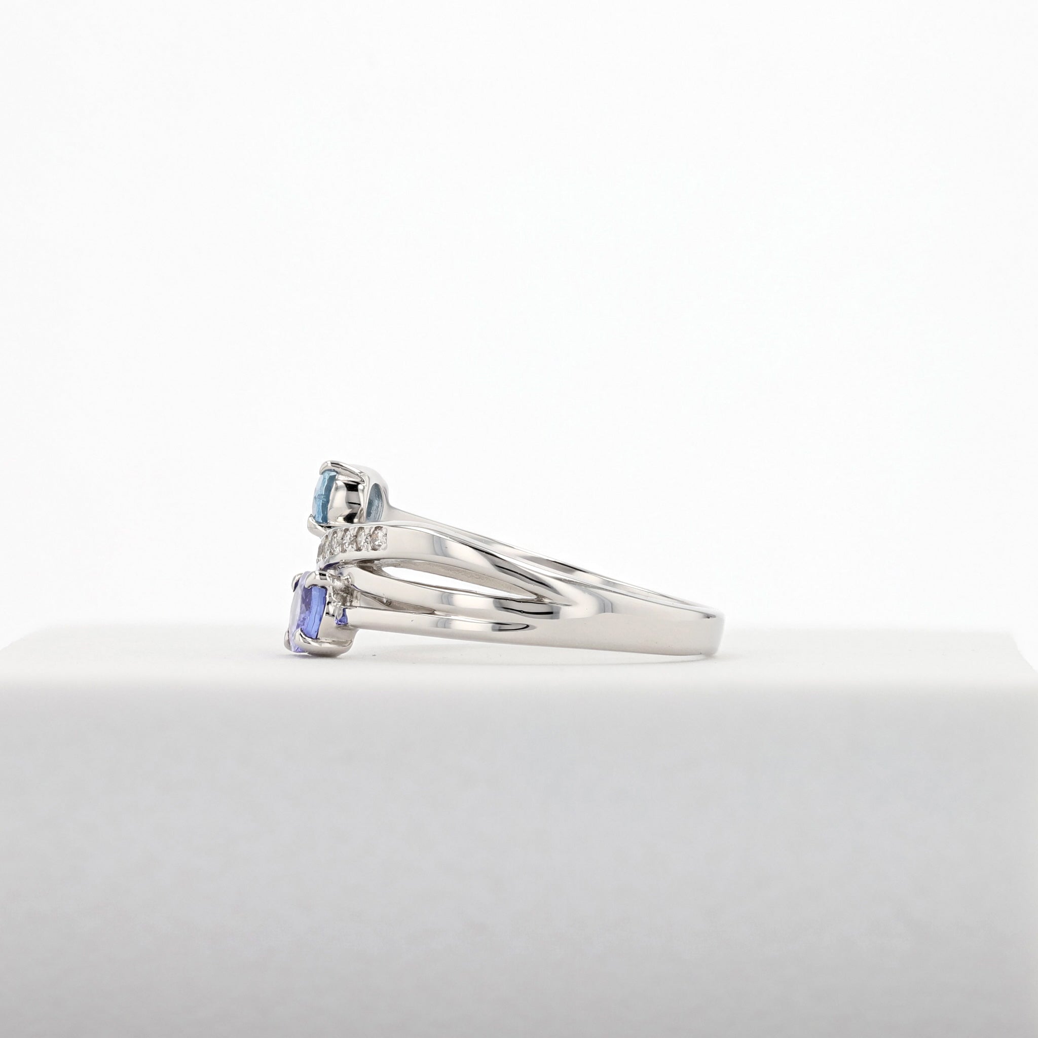 アクアマリン/タンザナイト プラチナリング《25H01603》