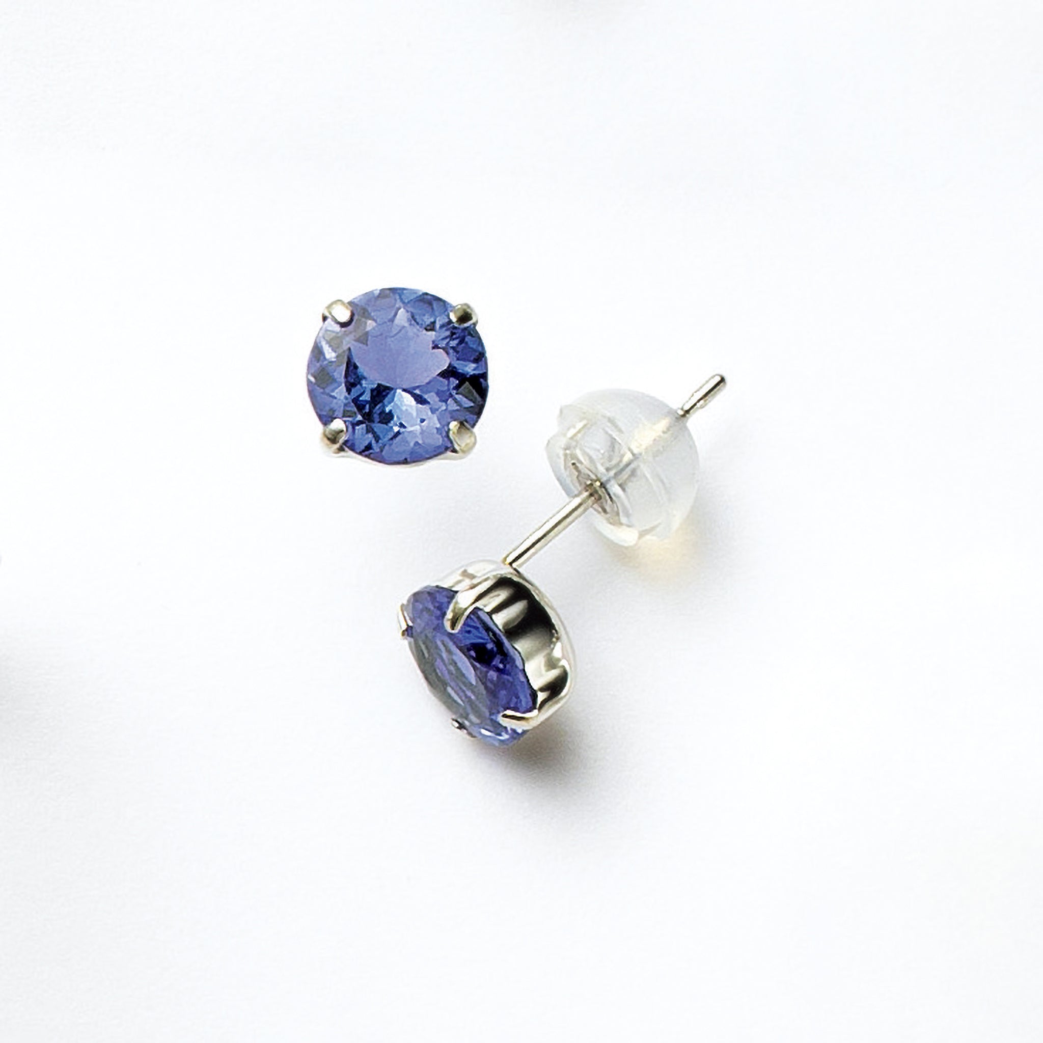 タンザナイト プラチナピアス(12月誕生石)《25H01604》