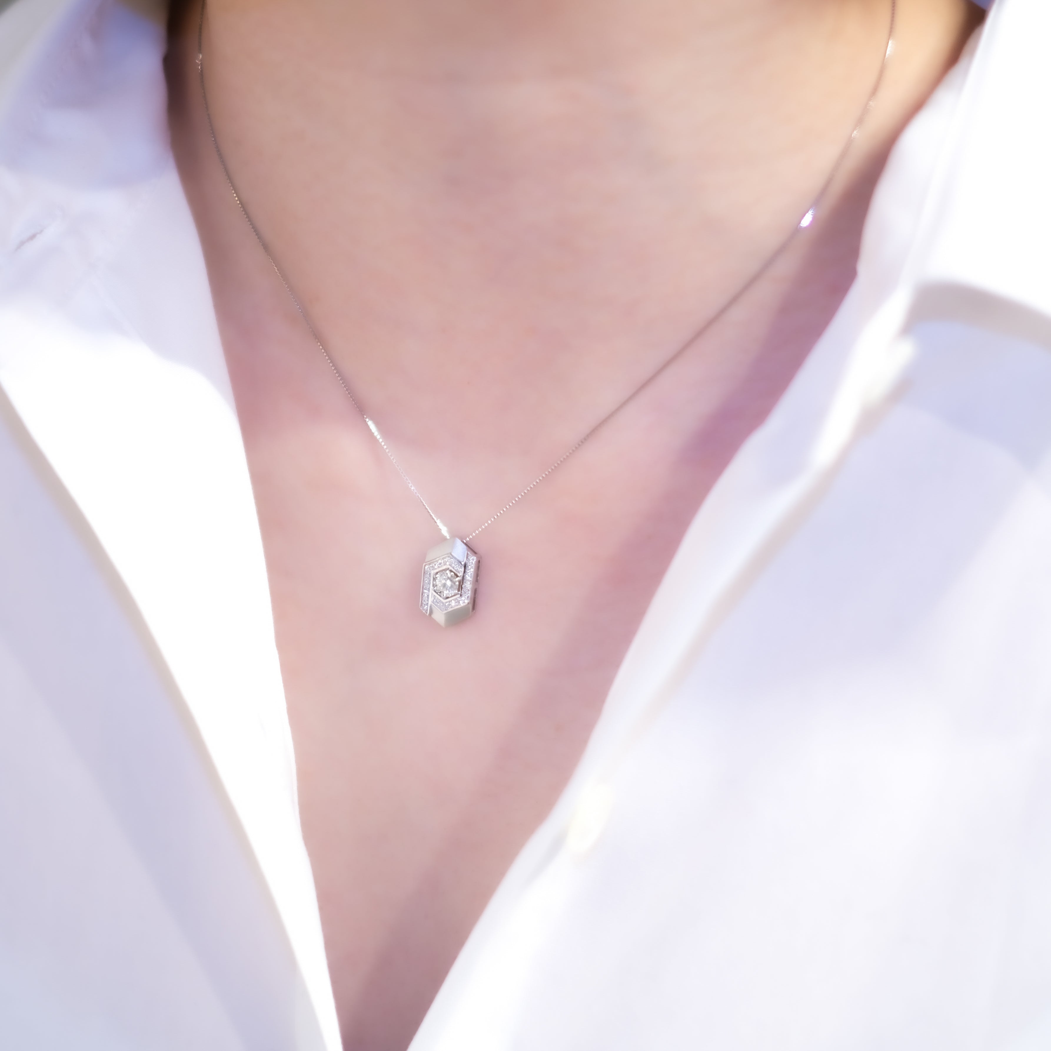 ダイヤモンド プラチナネックレス(0.3カラット/Hカラー/SIクラス/GOOD/4月誕生石/グレーディングレポート付)《25H01701》