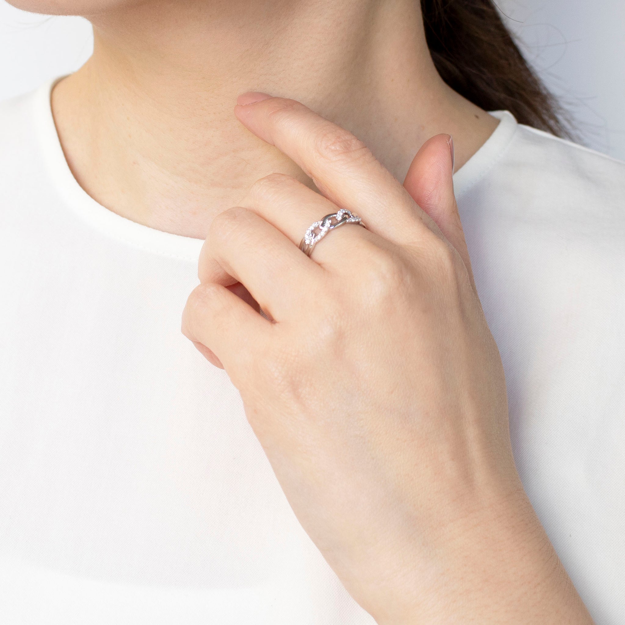 ダイヤモンド プラチナリング(リーフモチーフ/4月誕生石)《25H01805》