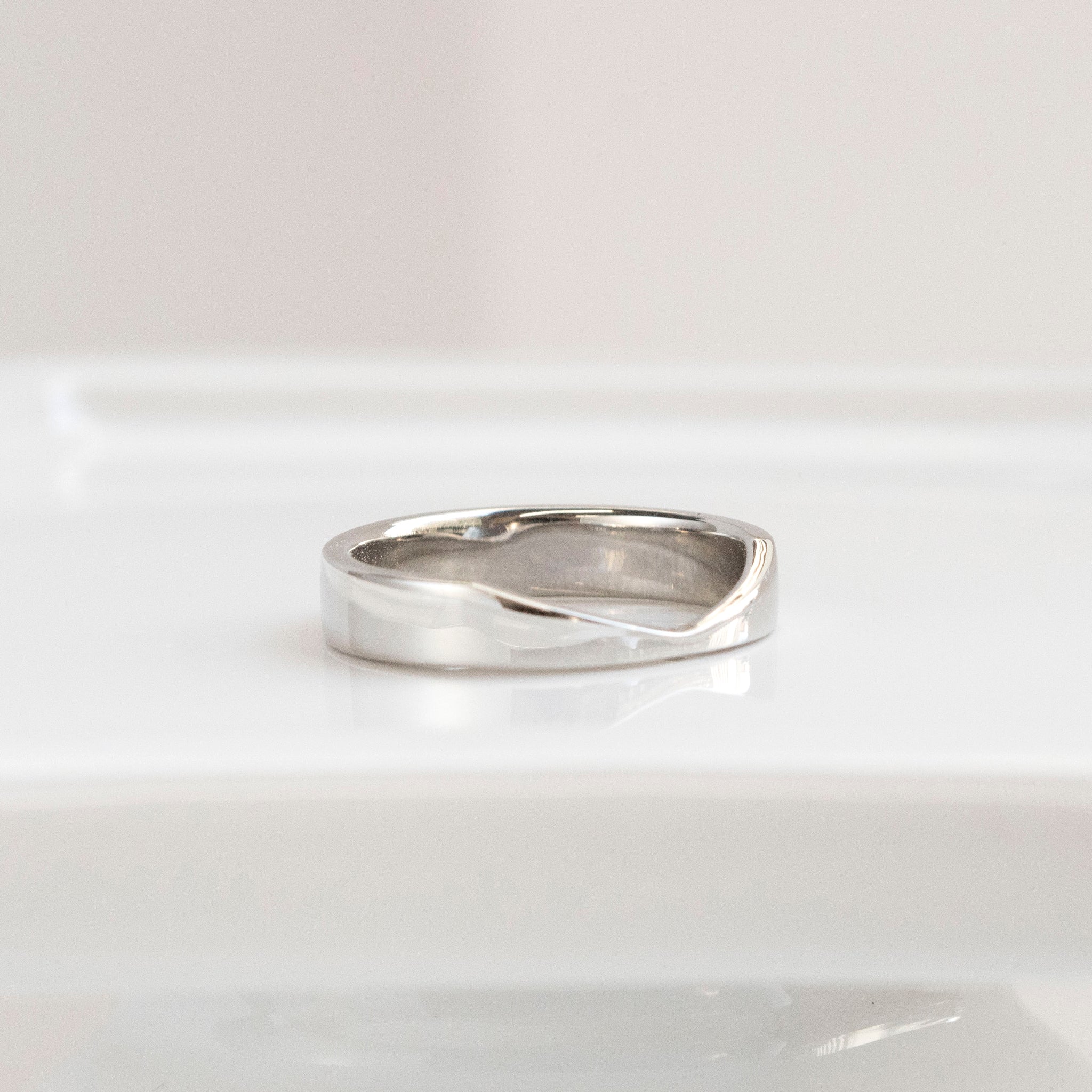 プラチナリング《25H01806》