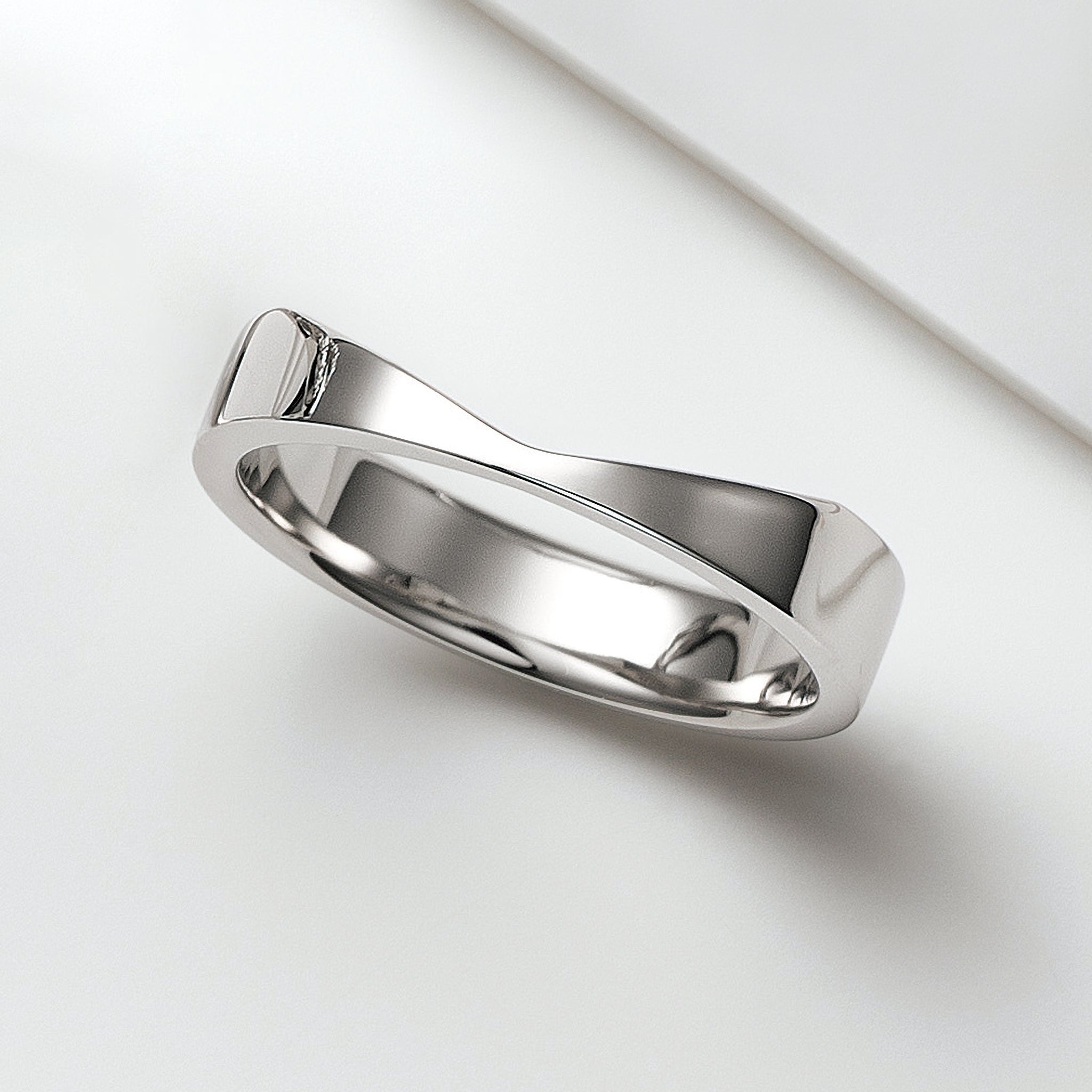 プラチナリング《25H01806》