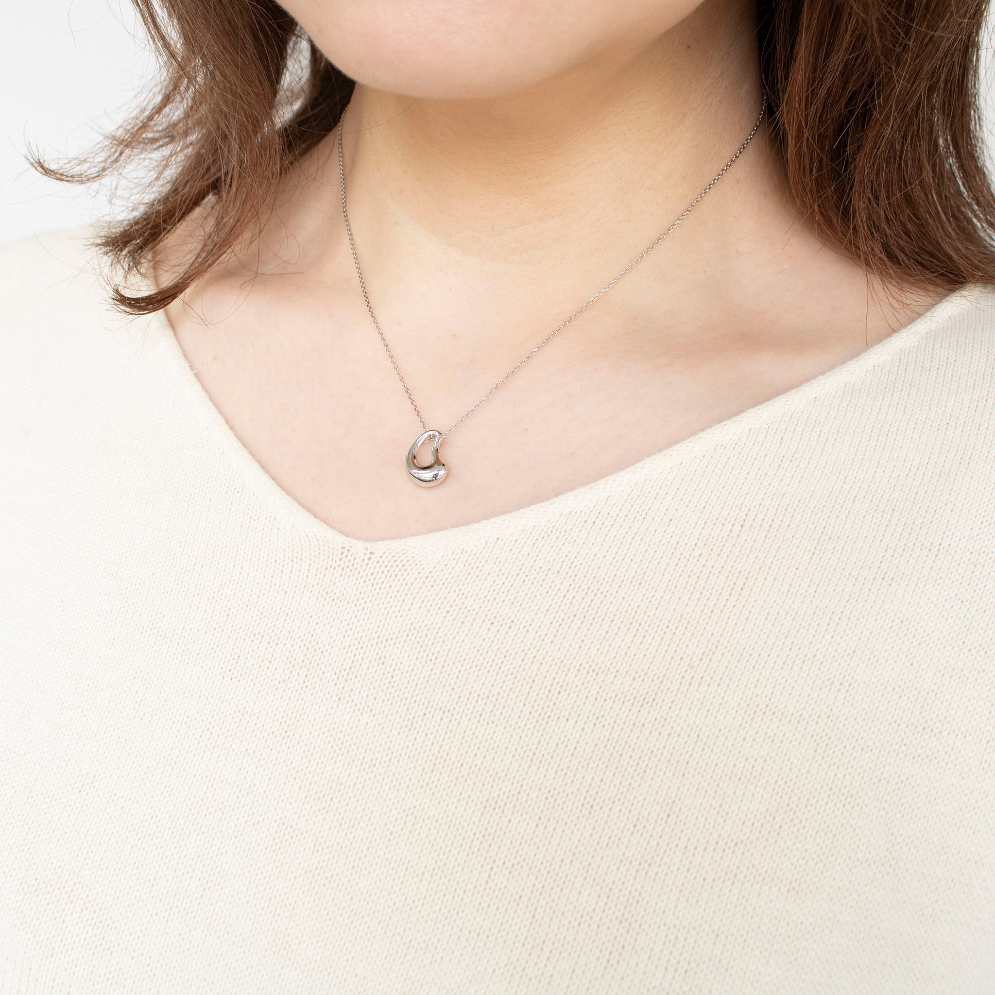 プラチナネックレス(雫モチーフ/4月誕生石)《25H01902》