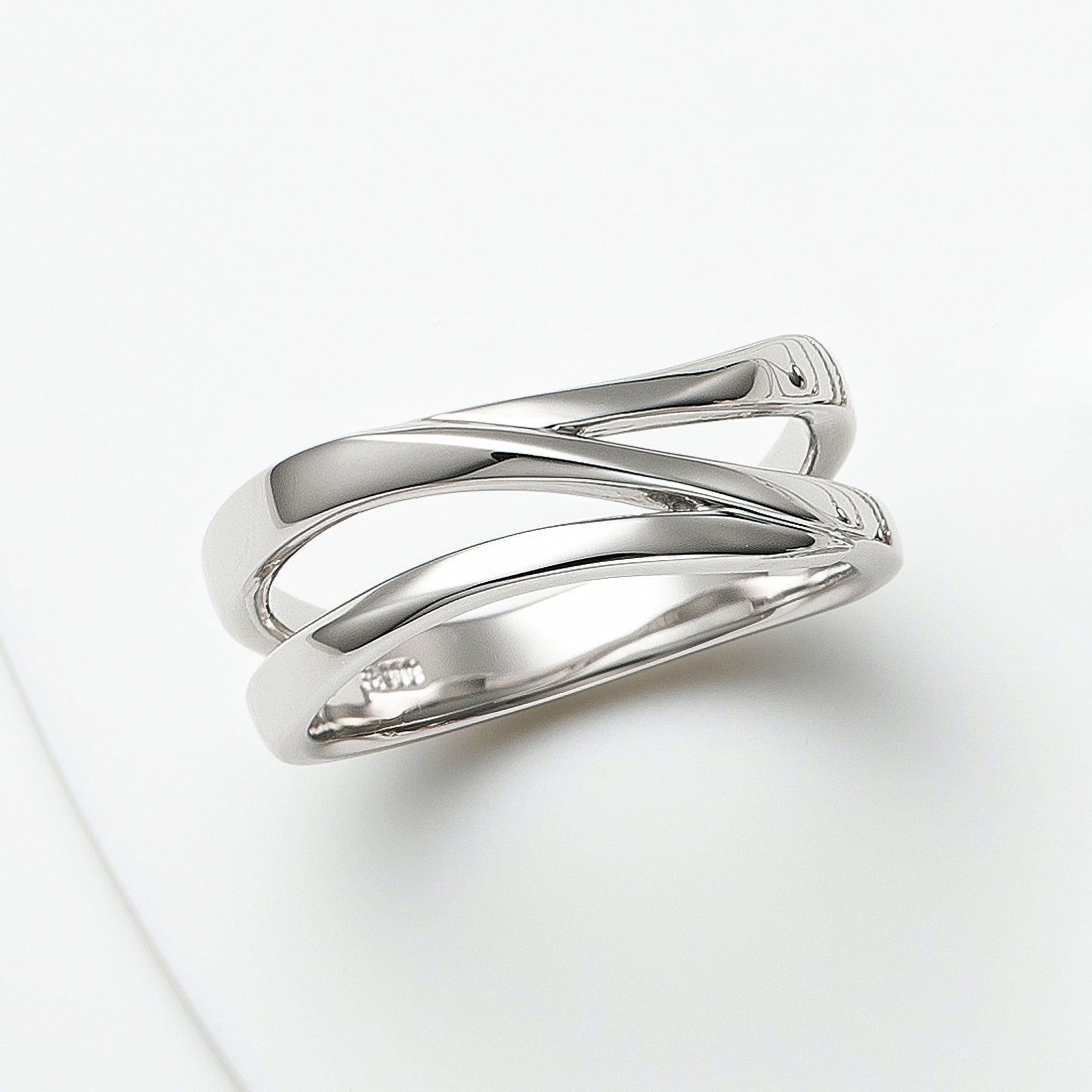 プラチナリング《25H01911》