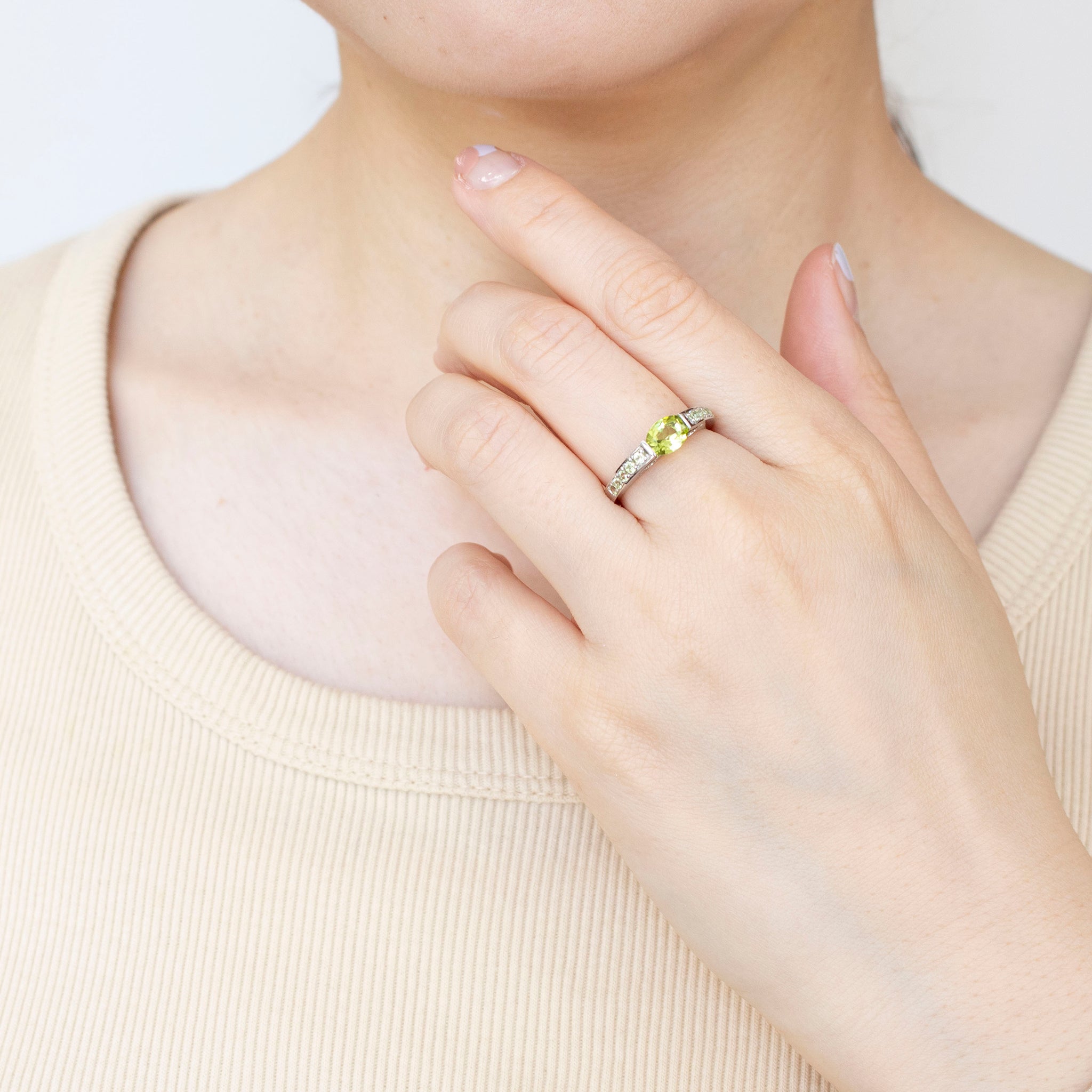 ペリドット プラチナリング(8月誕生石)《25H02110》