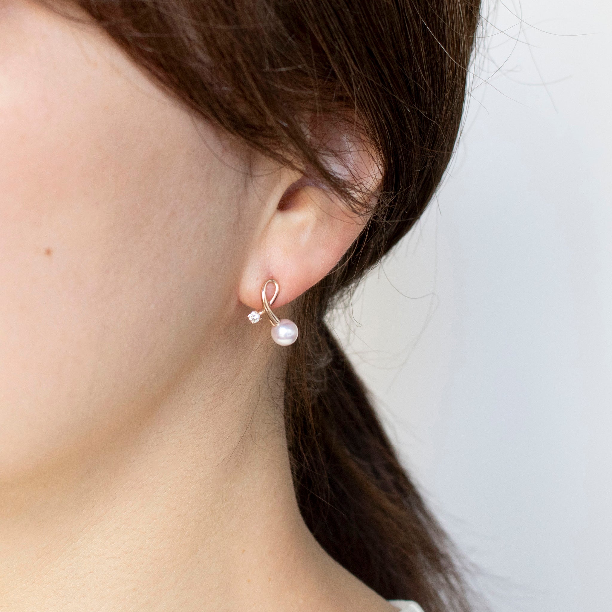 パール/ダイヤモンド K18ピアス(アコヤ真珠/5.5mm/6月誕生石)《25H02204》