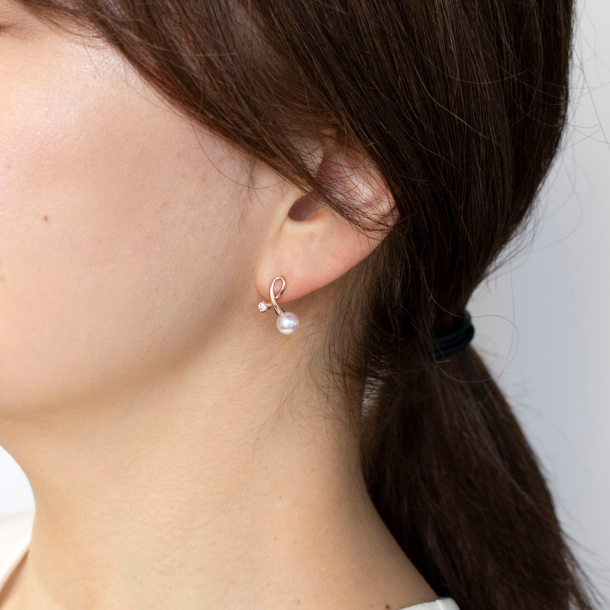 パール/ダイヤモンド K18ピアス(アコヤ真珠/5.5mm/6月誕生石)《25H02204》