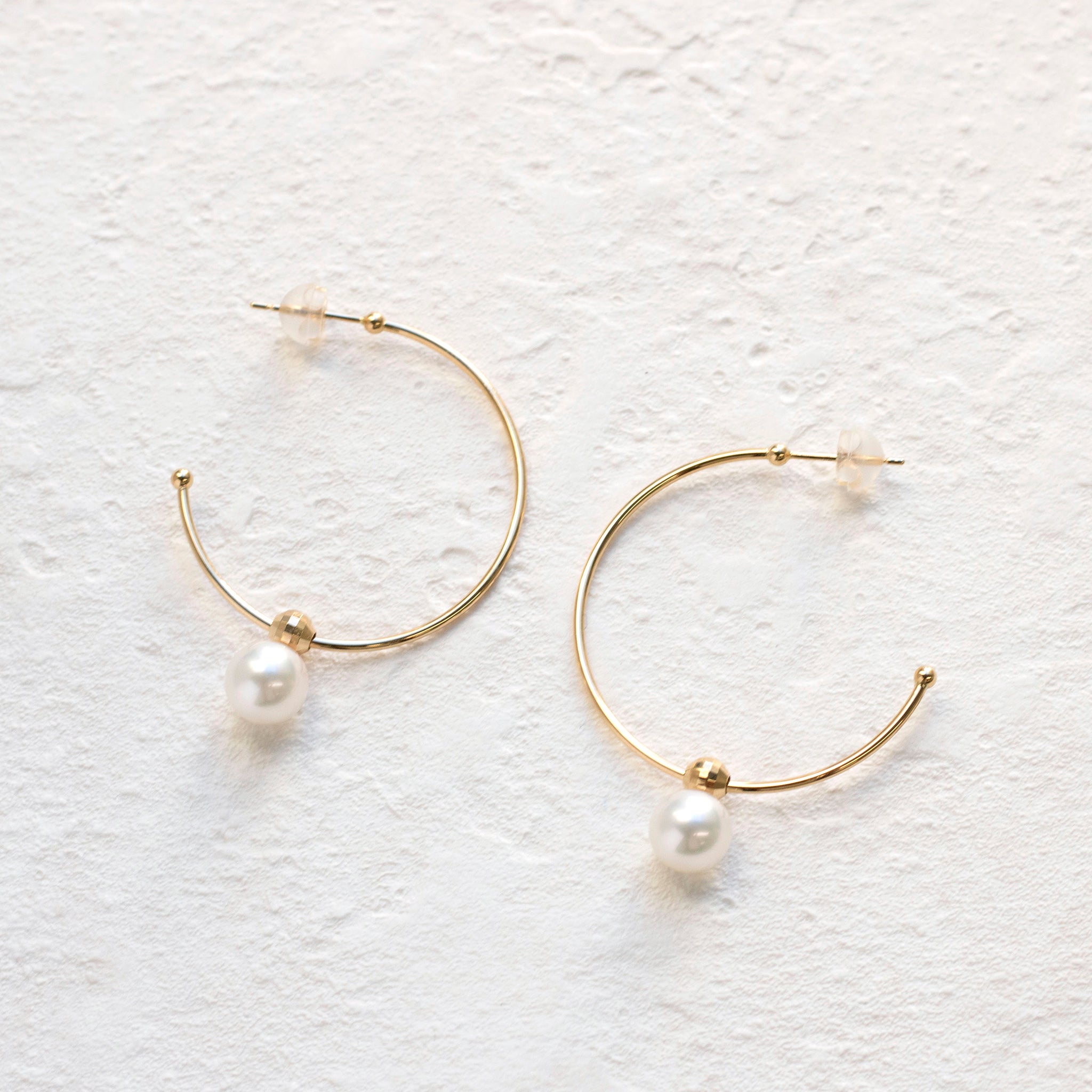 パール K18ピアス(アコヤ真珠/6.5mm/6月誕生石)《25H02210》