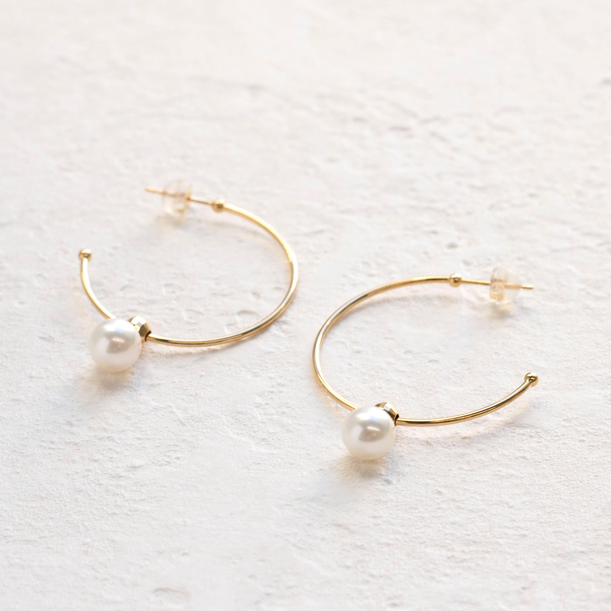 パール K18ピアス(アコヤ真珠/6.5mm/6月誕生石)《25H02210》