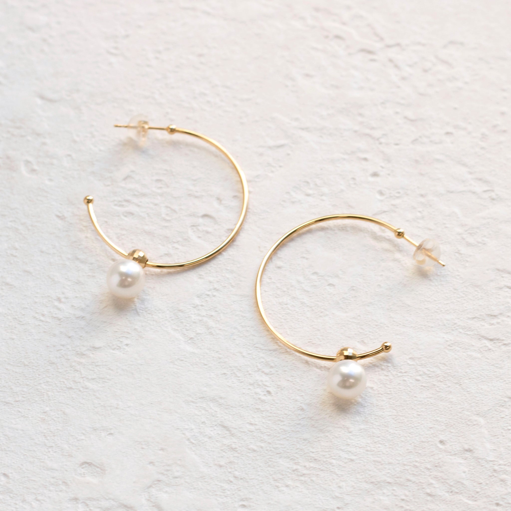 パール K18ピアス(アコヤ真珠/6.5mm/6月誕生石)《25H02210》