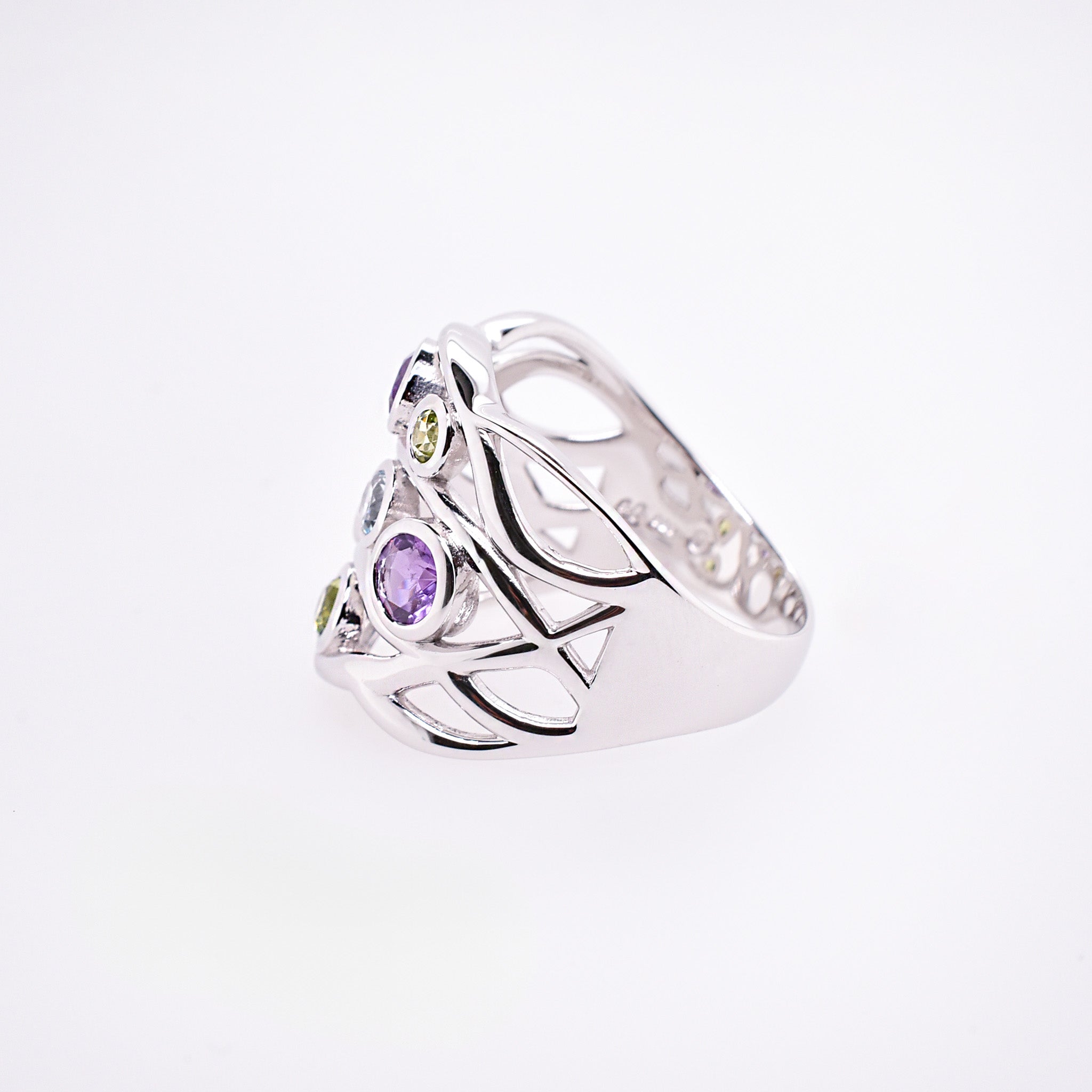 アメシスト/ペリドット/ブルートパーズ シルバーリング《25H02403》