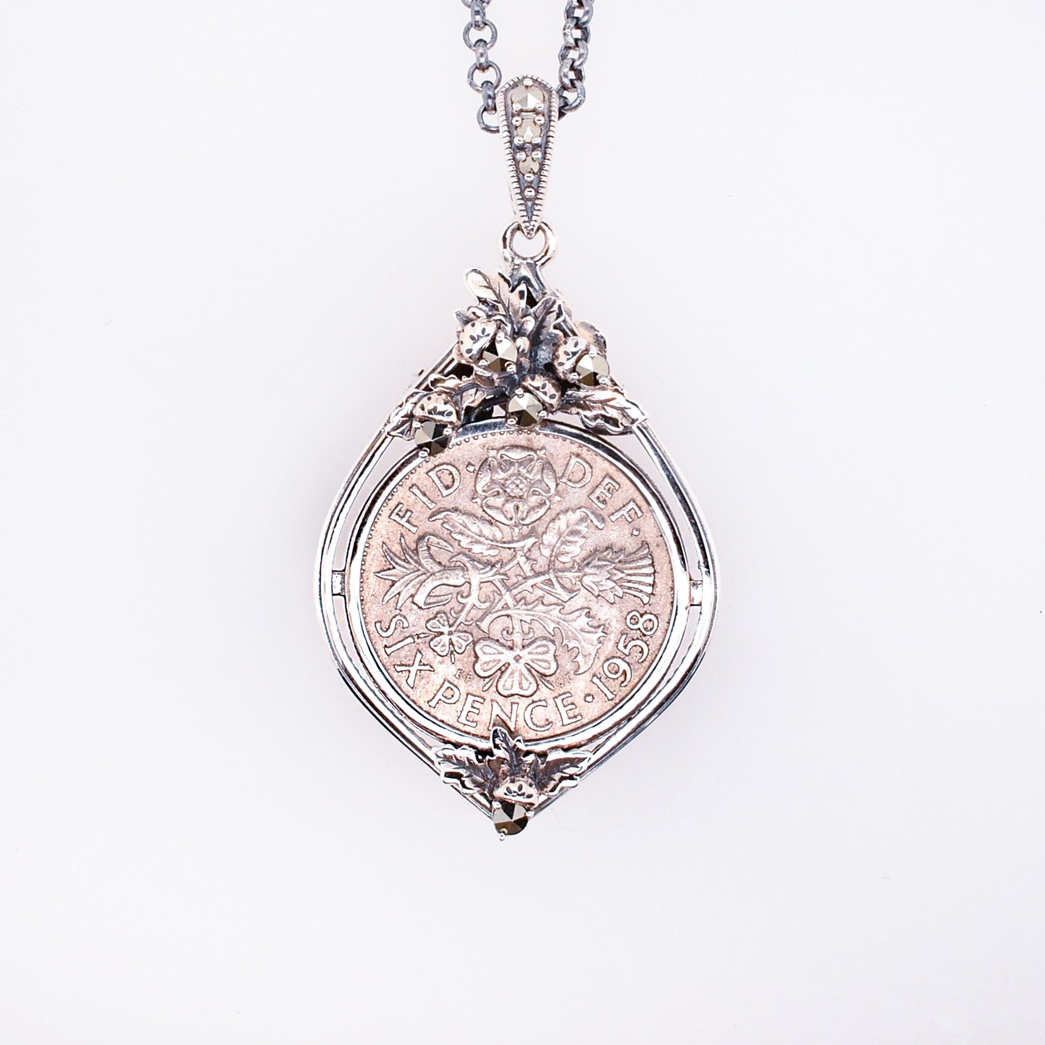 パール/ホワイトトパーズ シルバーネックレス(淡水真珠/6ペンスコイン/リバーシブル)《25H02404》