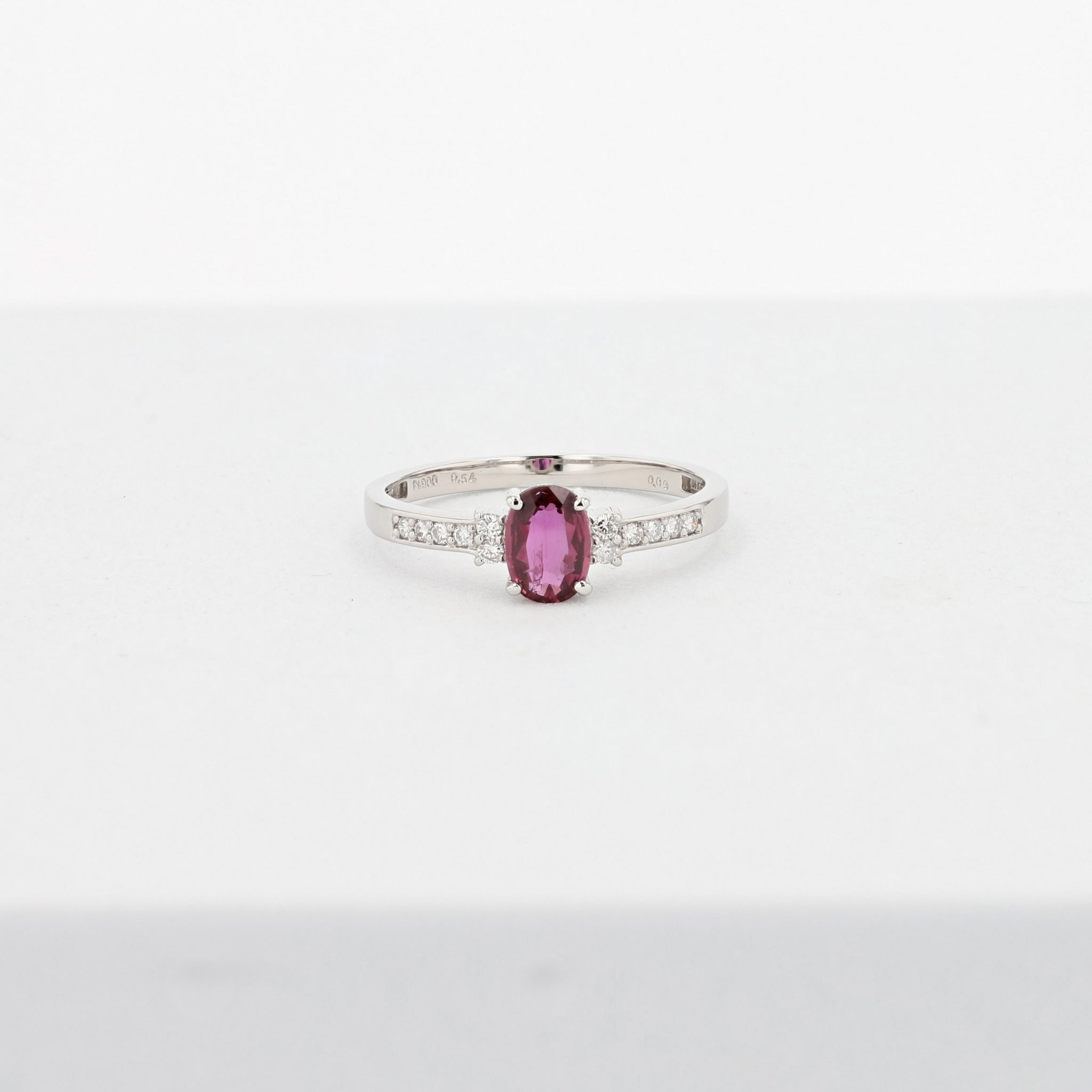 ルビー/ダイヤモンド プラチナリング(7月誕生石)《25H02503》