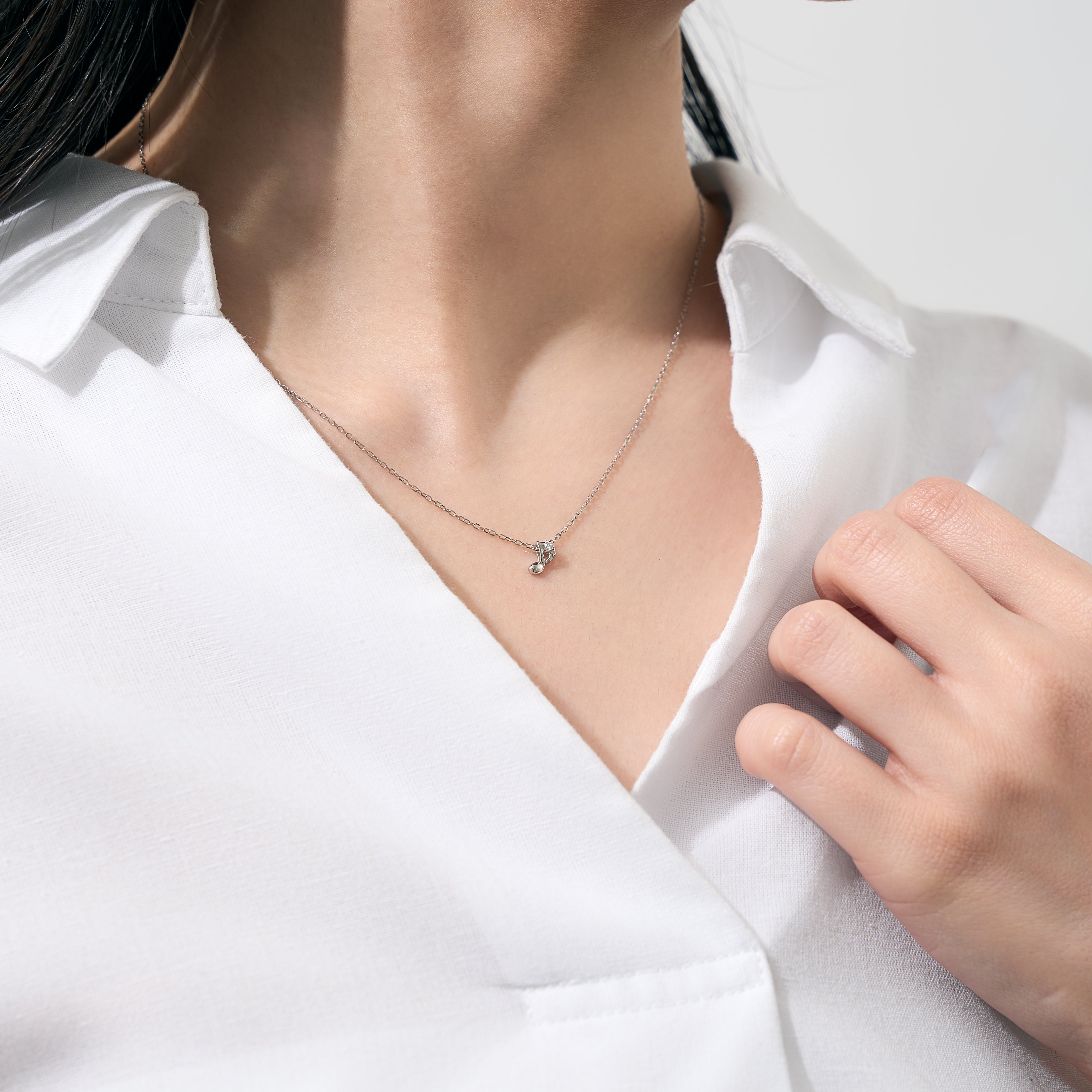 ダイヤモンド プラチナネックレス(音符モチーフ/4月誕生石)《25H02703》