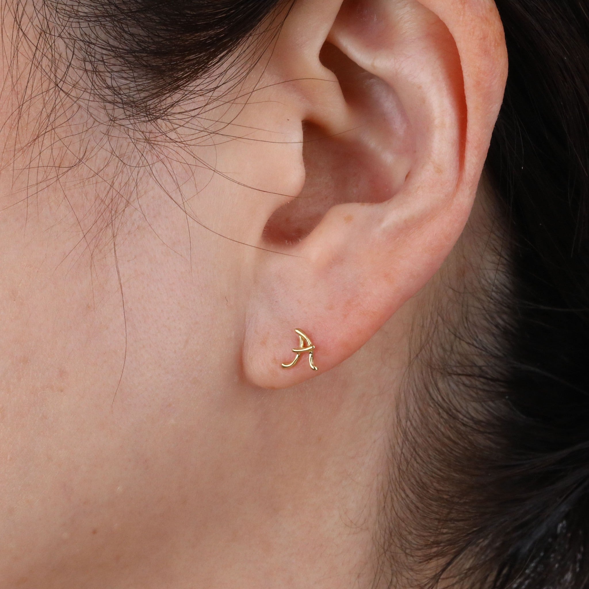 K18ピアス(イニシャル/A/片側)《25H02711-A》