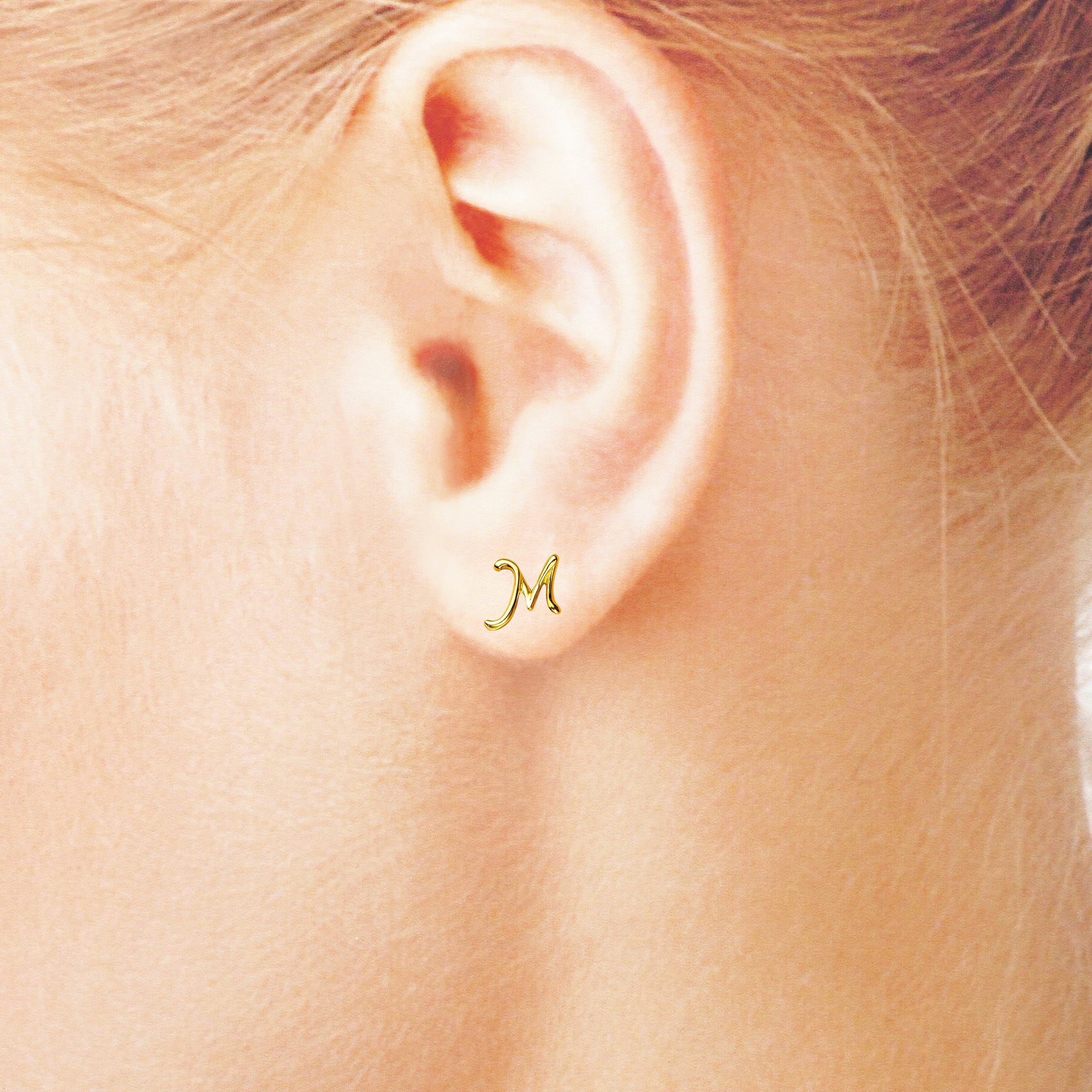 K18ピアス(イニシャル/M/片側)《25H02711-M》