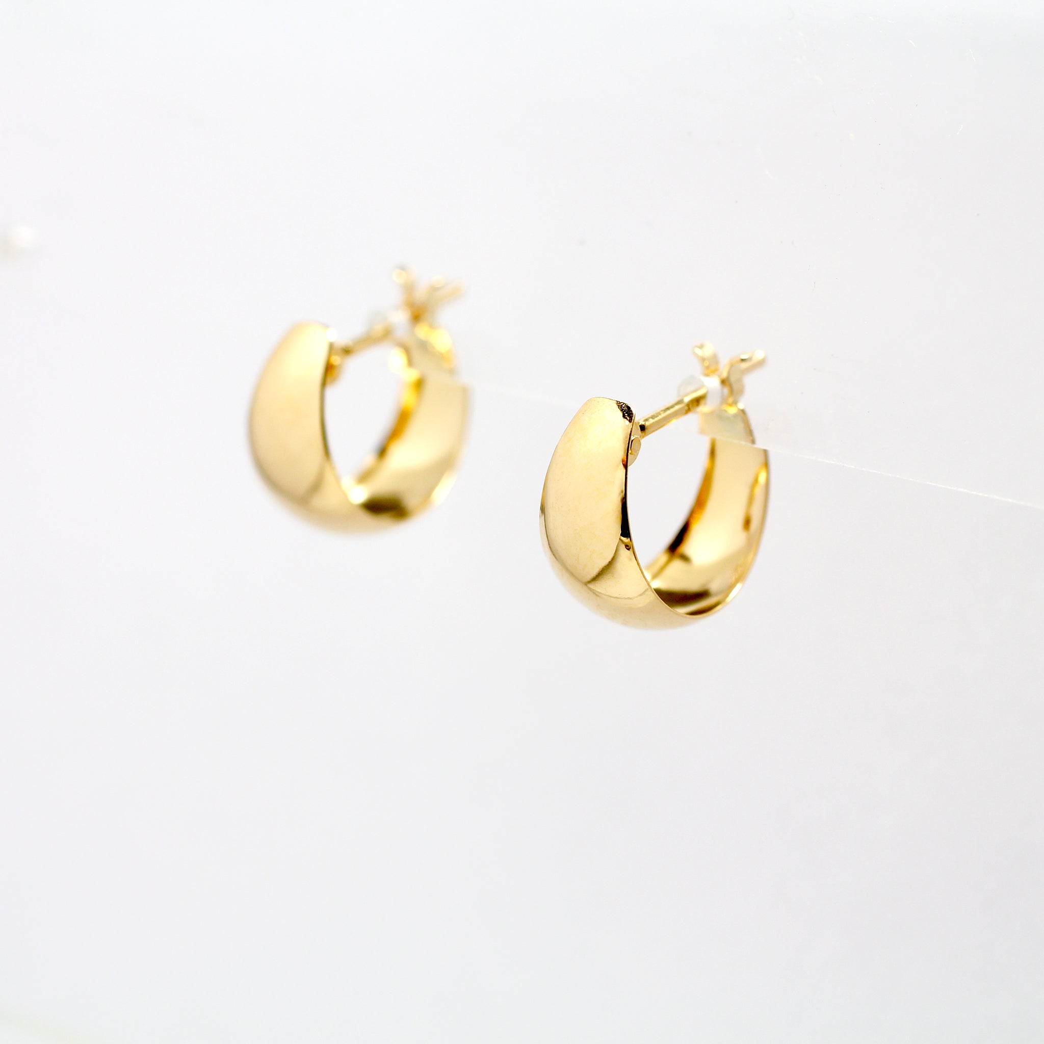 K18ピアス(フープ)《25H02809》