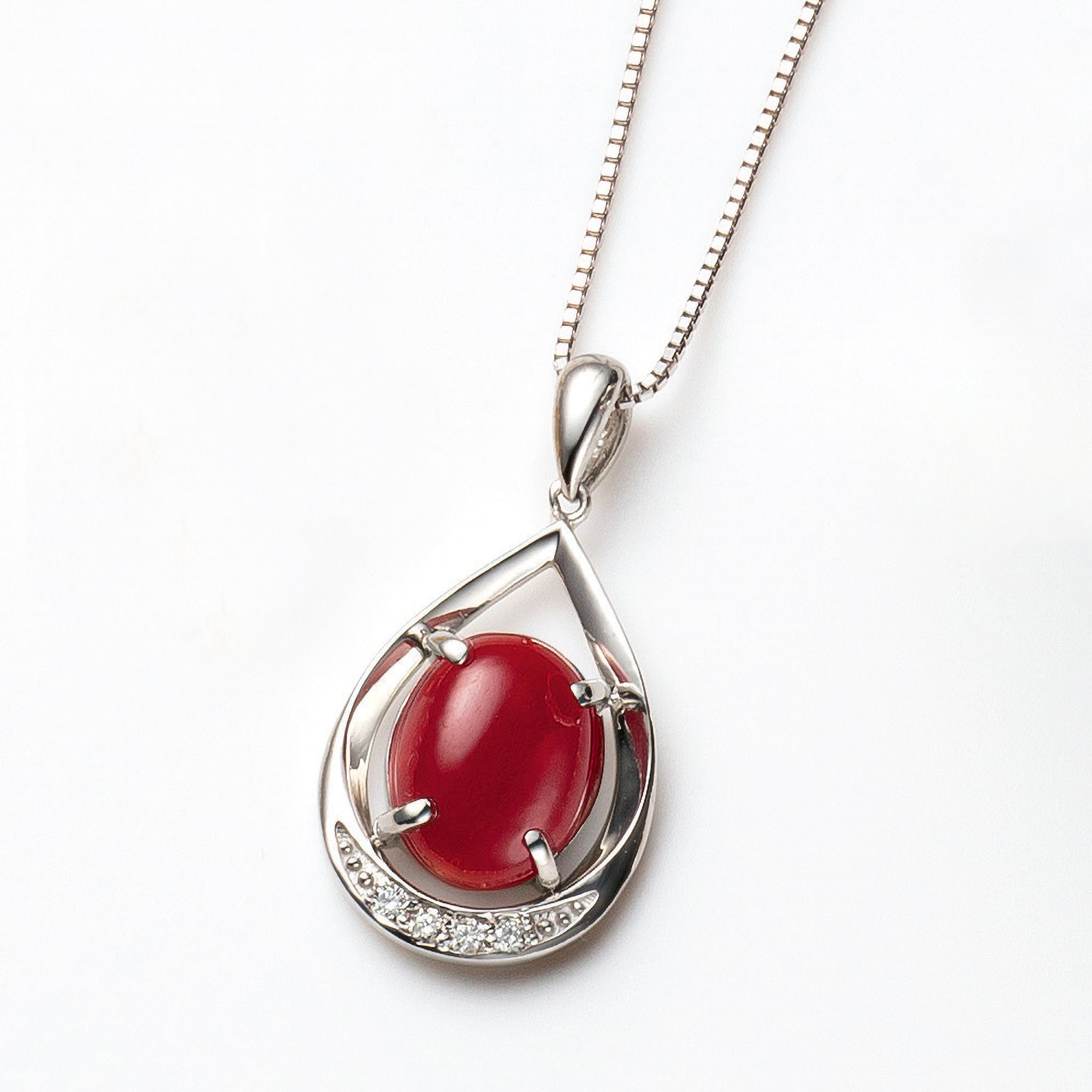 珊瑚(サンゴ)/ダイヤモンド プラチナネックレス(3月誕生石/鑑別書付)《25N00306》