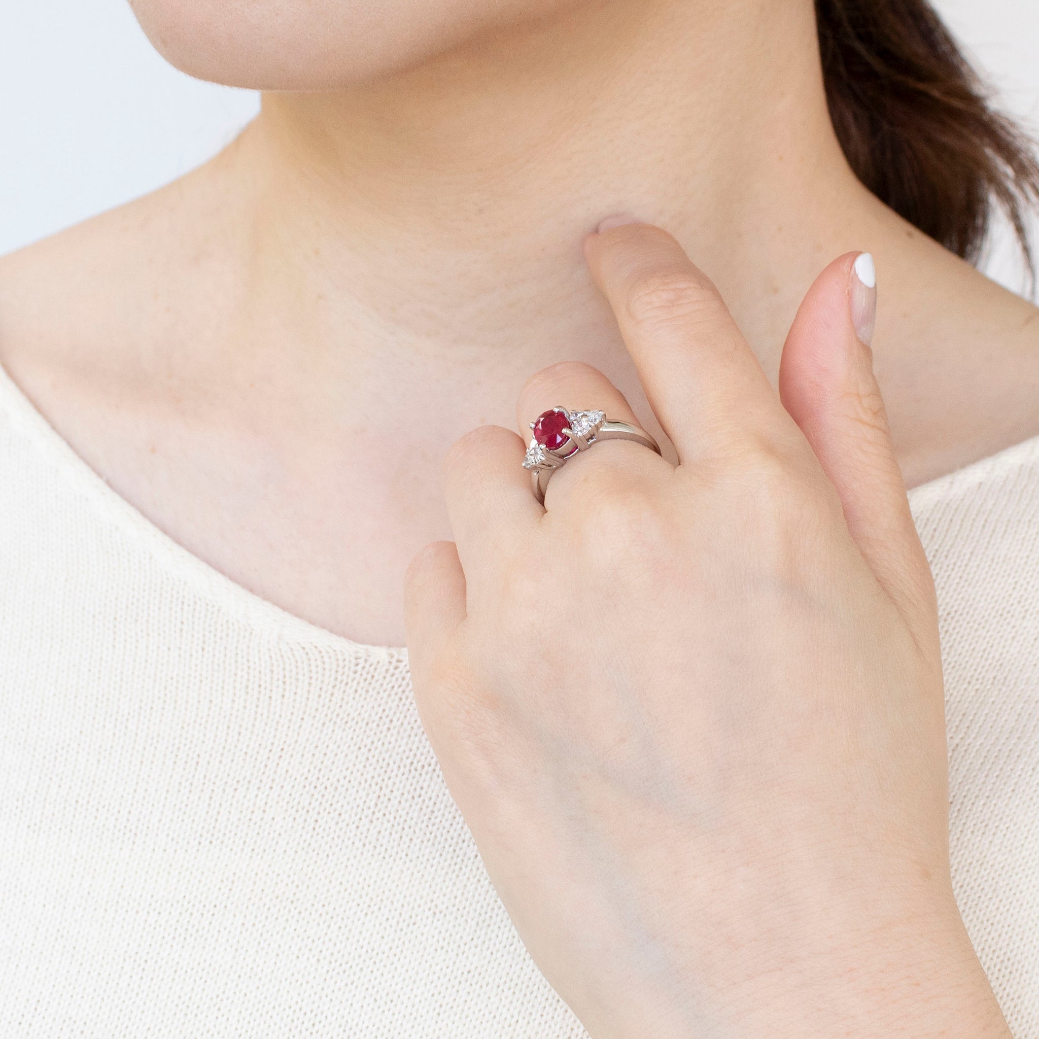 ルビー/ダイヤモンド プラチナリング(1カラット/ピジョンブラッド/7月誕生石/鑑別書付)《25N00401》