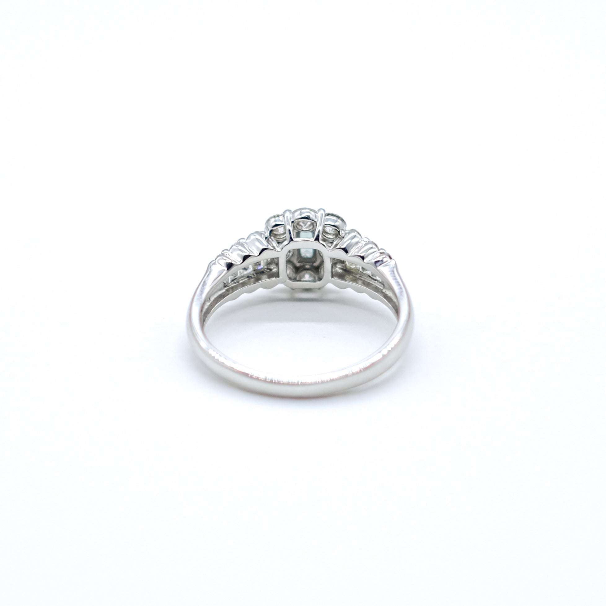 【限定3点】アレキサンドライト/ダイヤモンド プラチナリング(6月誕生石/鑑別書付)《25N00403》