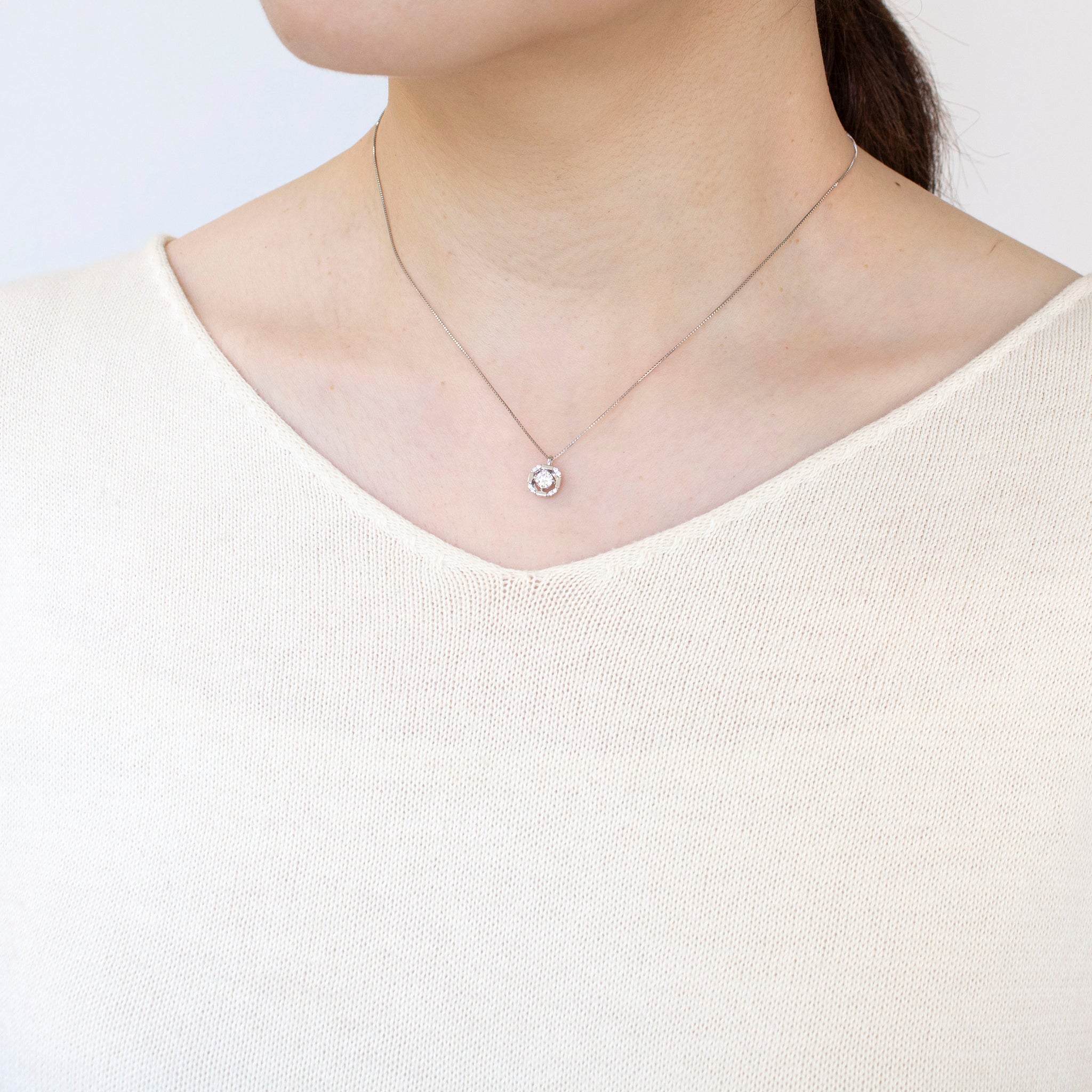 ダイヤモンド プラチナネックレス(0.2カラット/Dカラー/SIクラス/EX/4月誕生石/グレーディングレポート付)《25N00405》