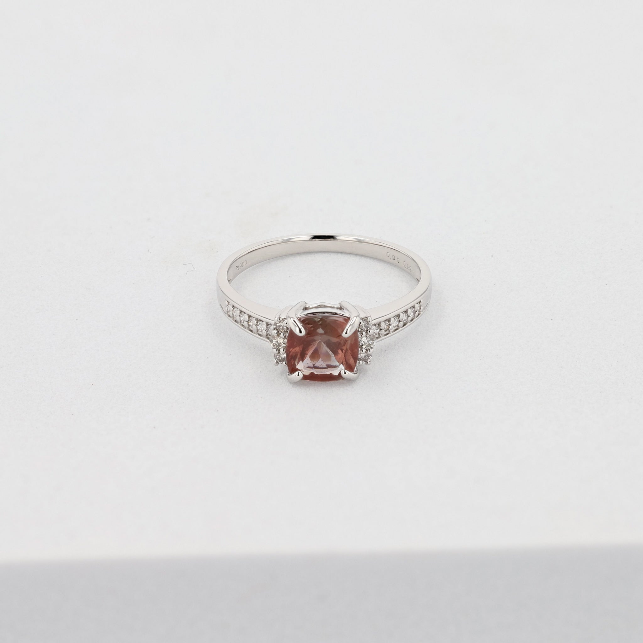 ラブラドライト/ダイヤモンド プラチナリング(クッションシェイプカット)《25N00508》