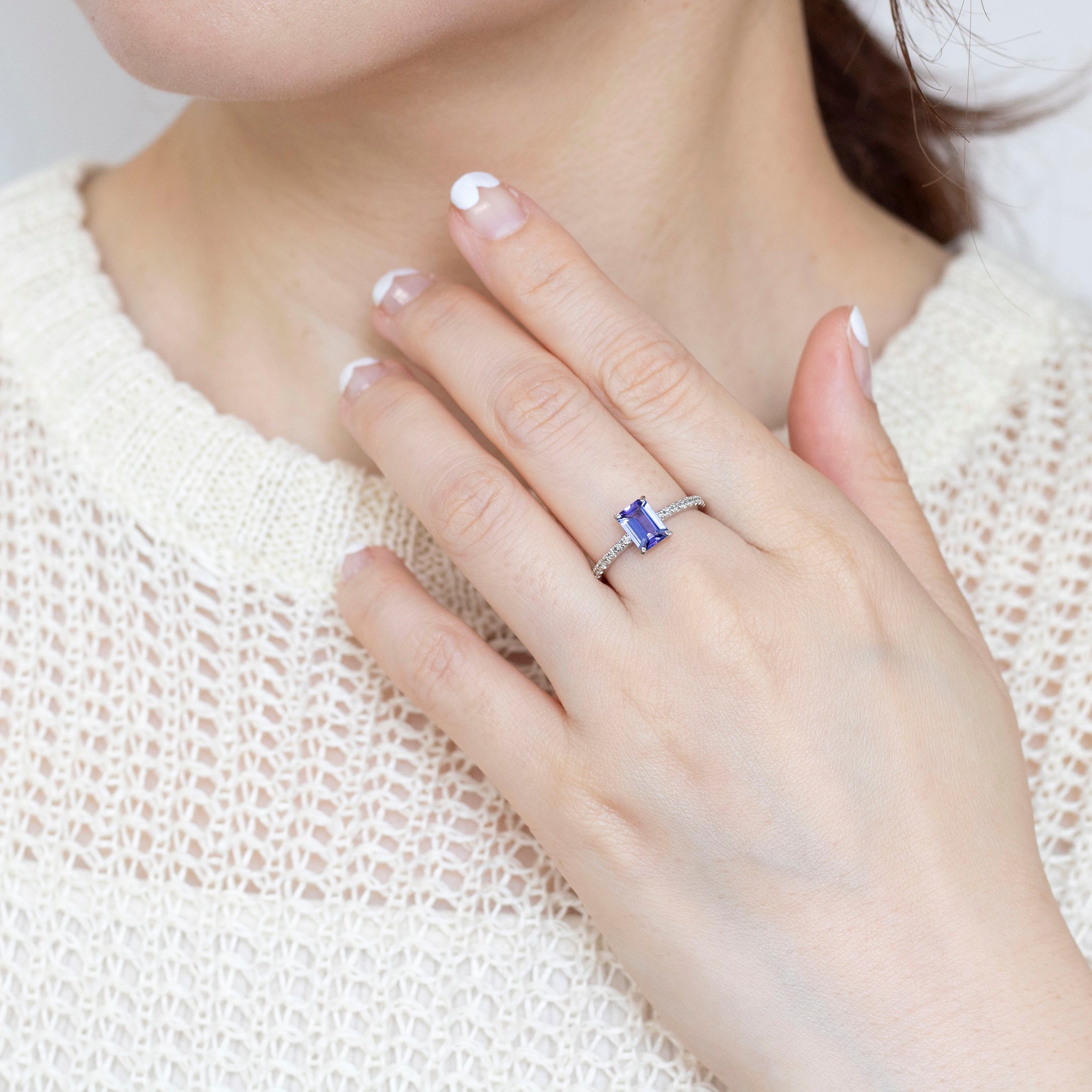 タンザナイト/ダイヤモンド プラチナリング(エメラルドカット/12月誕生石)《25N00605》