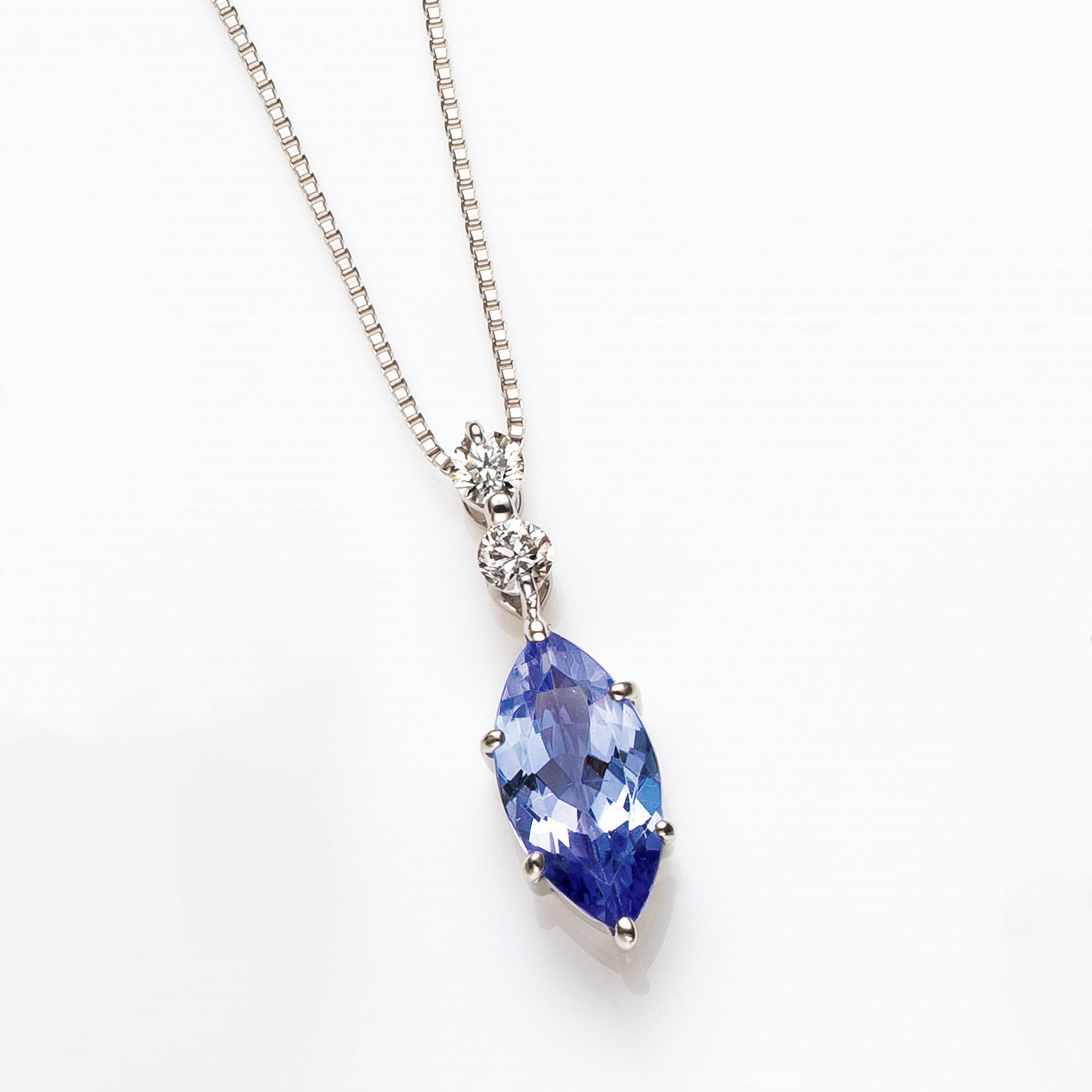★クリアダンビュライト 結晶 ペンダント①(SA+) 水晶 クリスタル ネックレス ペンダント 10.0ct SV925 4月