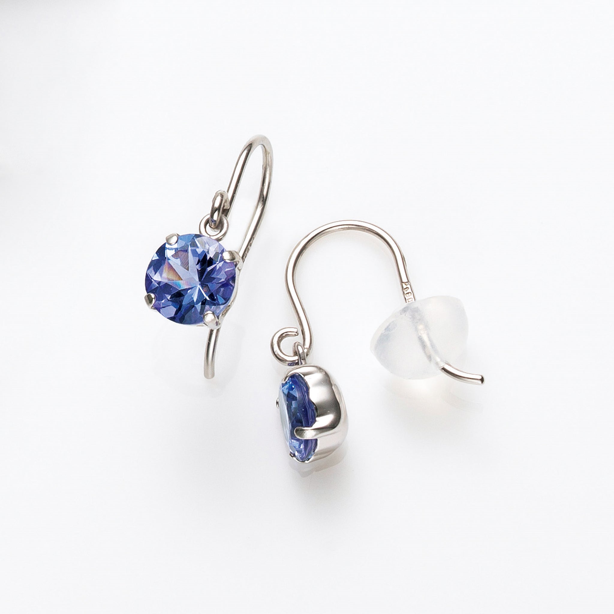 タンザナイト プラチナピアス(12月誕生石《25N00608》