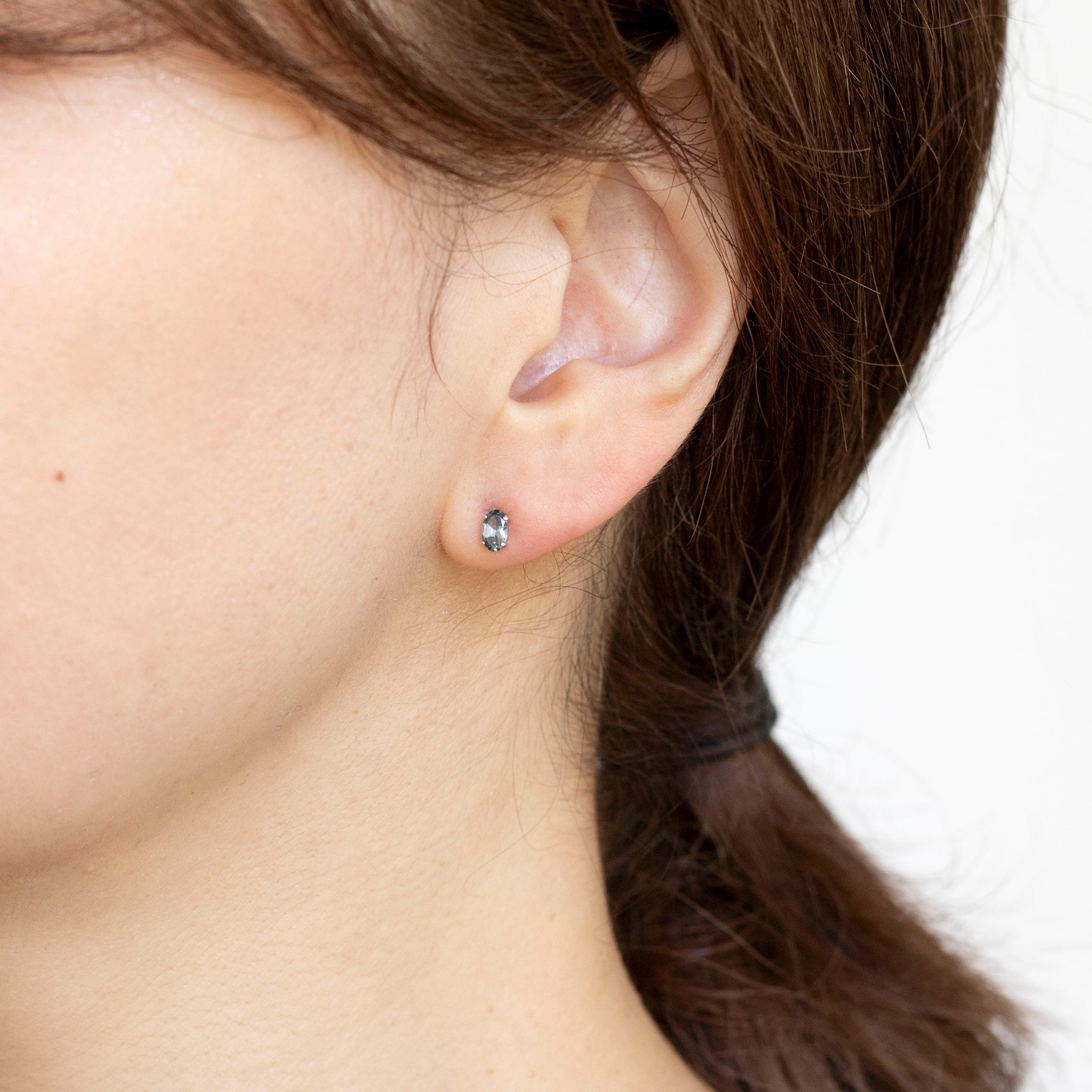 スピネル/ダイヤモンド プラチナピアス(8月誕生石《25N00702》