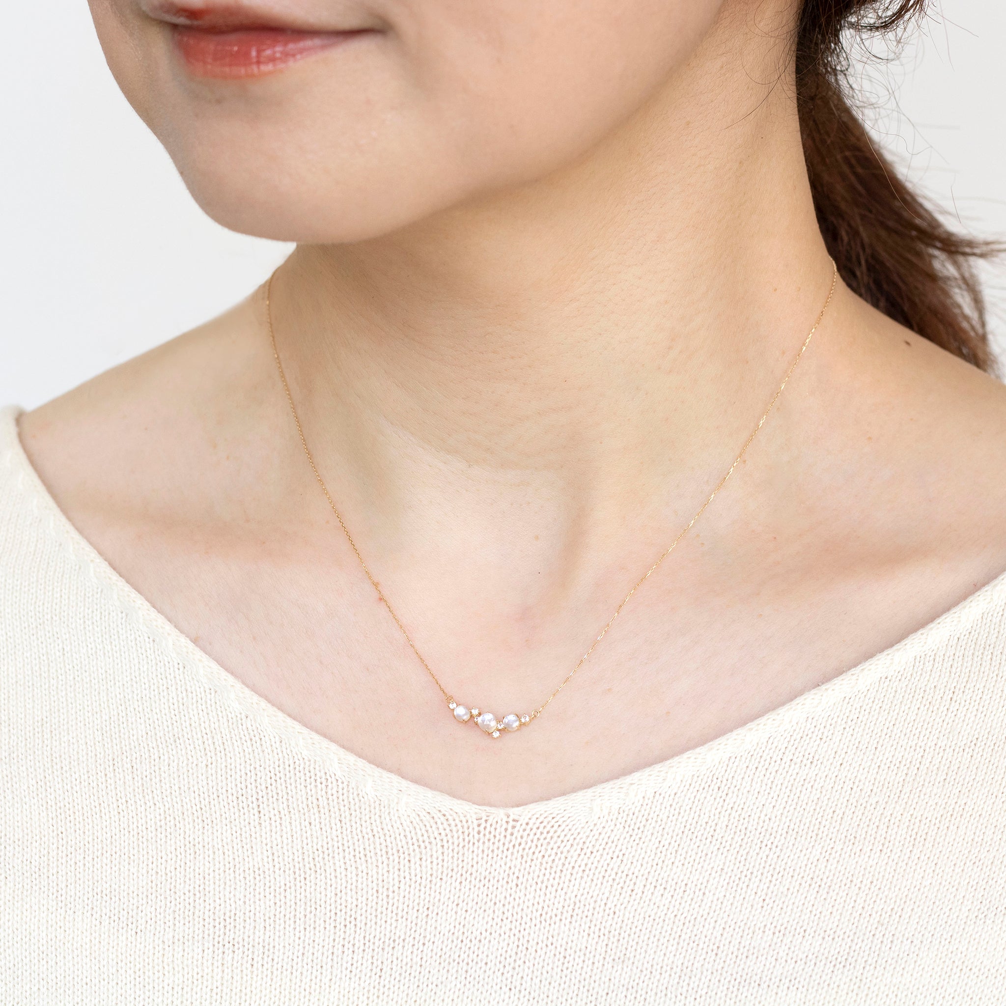 張り合わせ石(クォーツ/シェル)/ホワイトトパーズ K18ネックレス《25N00807》