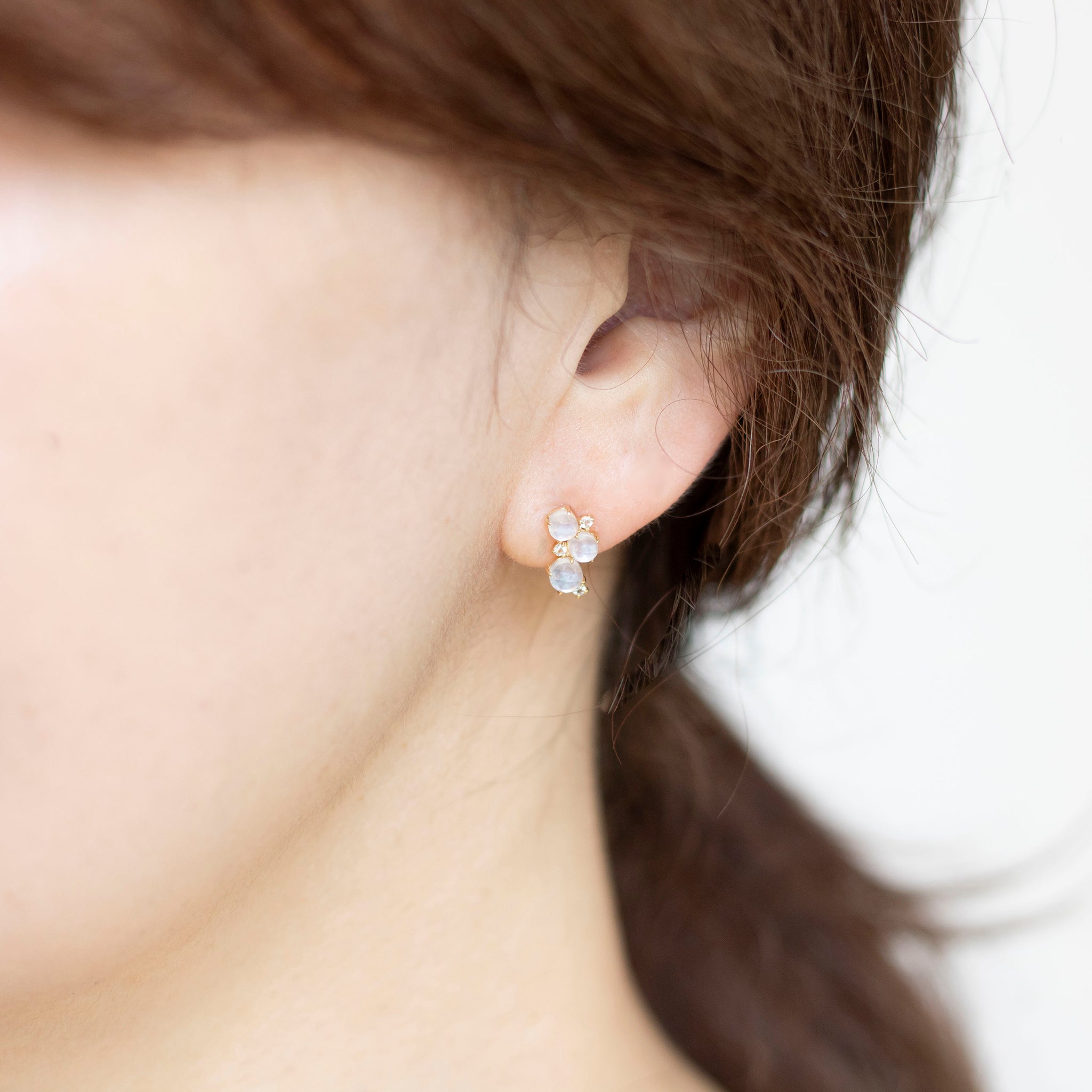 張り合わせ石(クォーツ/シェル)/ホワイトトパーズ K18ピアス《25N00808》