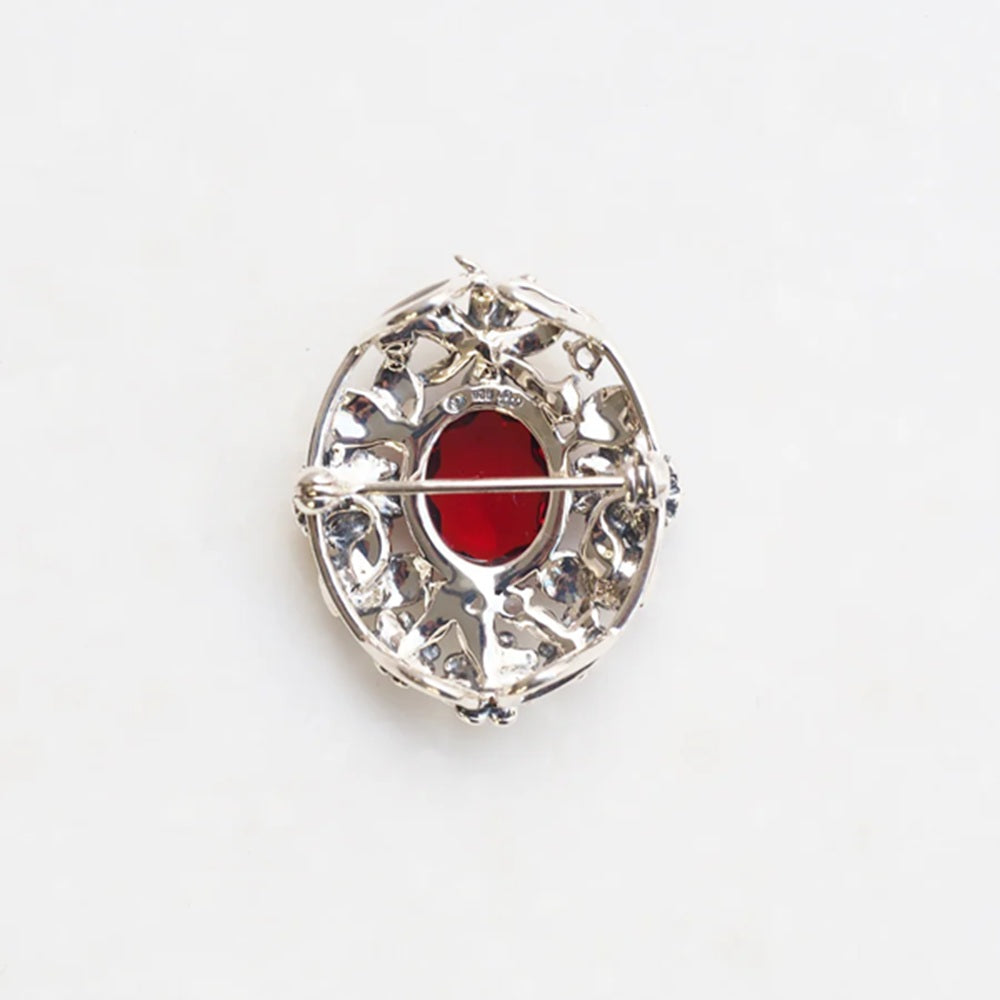 張り合わせ石(ガーネット/クォーツ)/ホワイトパーズ シルバーブローチ兼ペンダントトップ(ひなぎく)《25N00901》