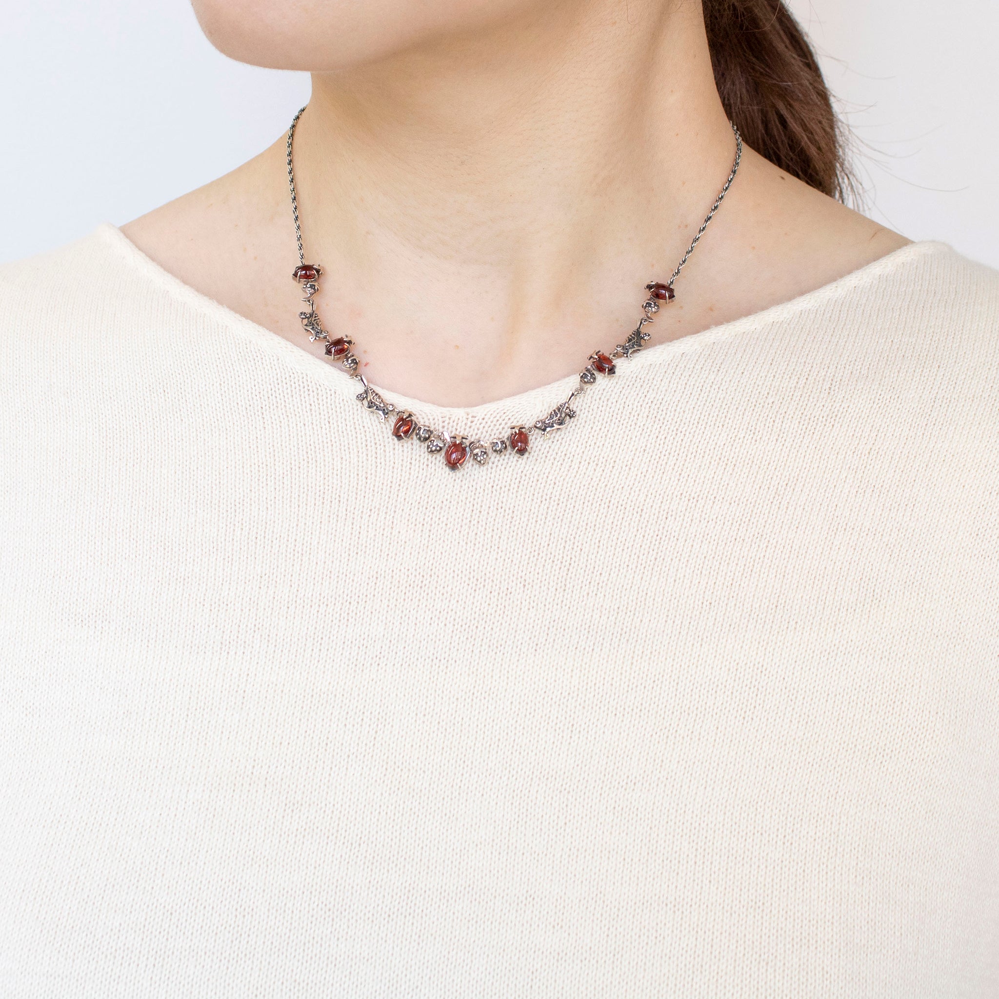 ガーネット シルバーネックレス(いちご泥棒/1月誕生石)《25N00903》