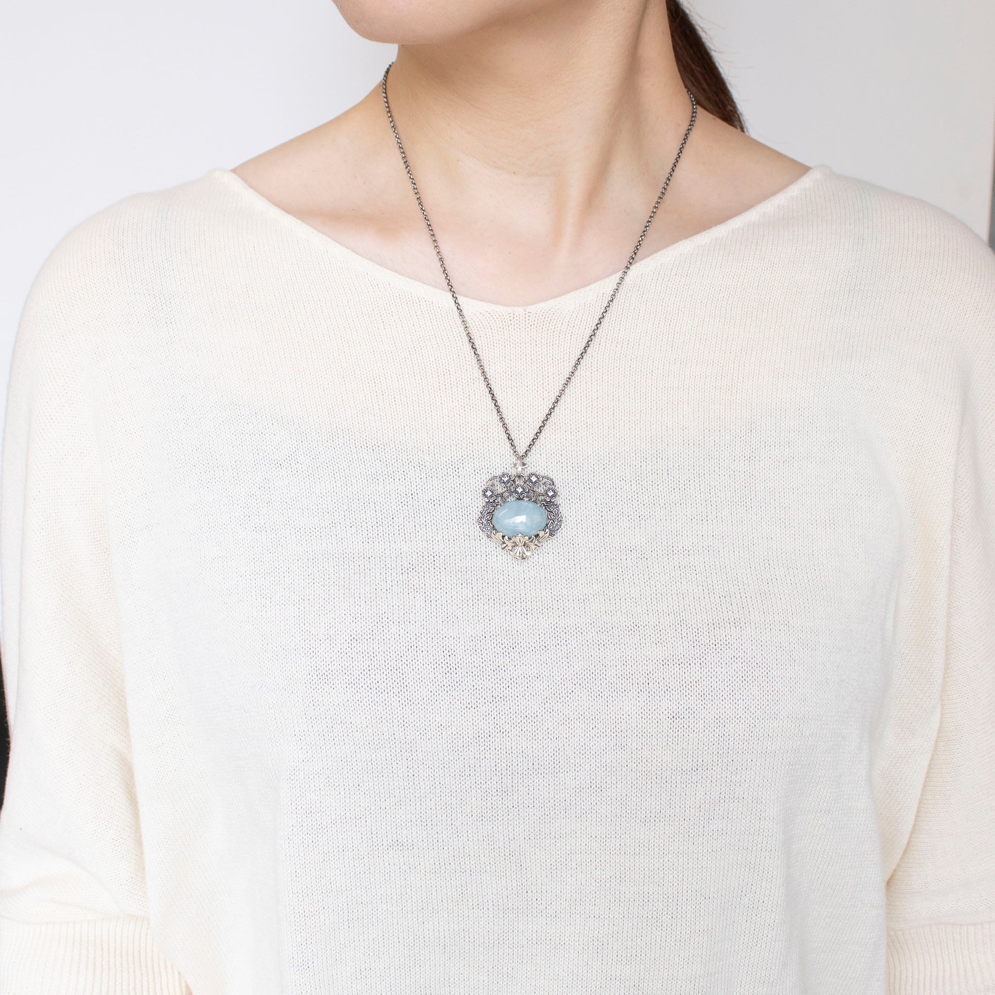 アクアマリン/ホワイトトパーズ シルバーネックレス(オーク/3月誕生石)《25N00906》