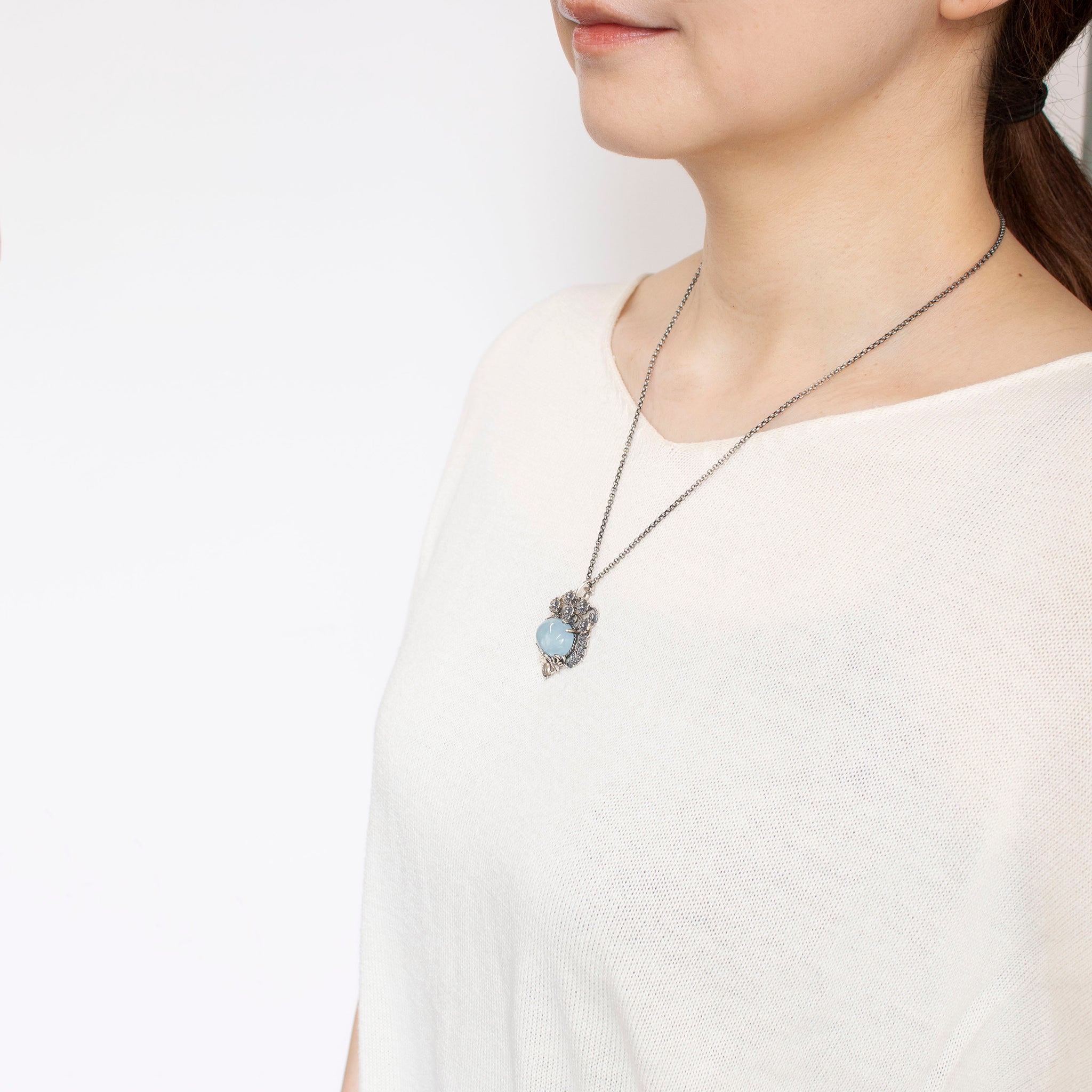 アクアマリン/ホワイトトパーズ シルバーネックレス(オーク/3月誕生石)《25N00906》