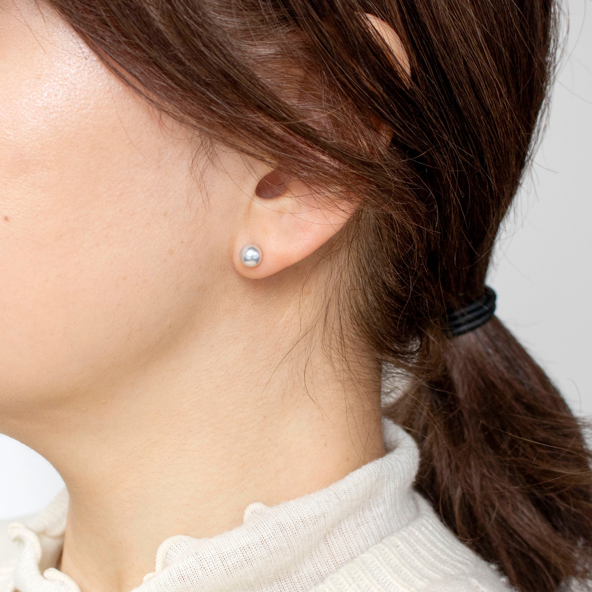 【限定7点】パール プラチナピアス(アコヤ真珠/5.5mm/ナチュラルブルー/6月誕生石)《25N01006》