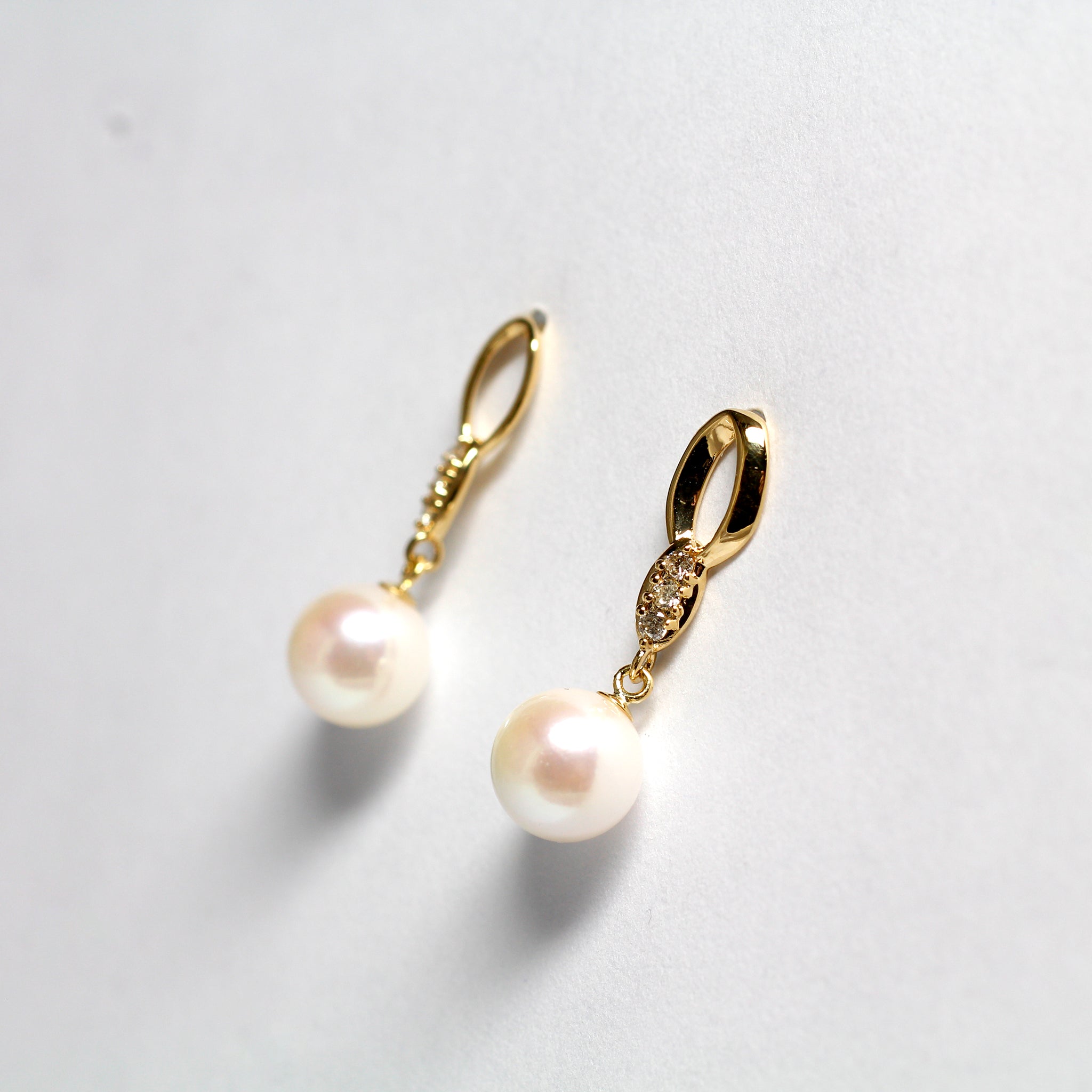 パール/ダイヤモンド K18ピアス(アコヤ真珠/6mm/6月誕生石)《25N01104》