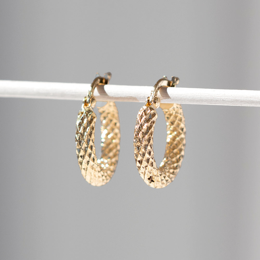 K18ピアス(フープ/イタリア製)《25N01202》