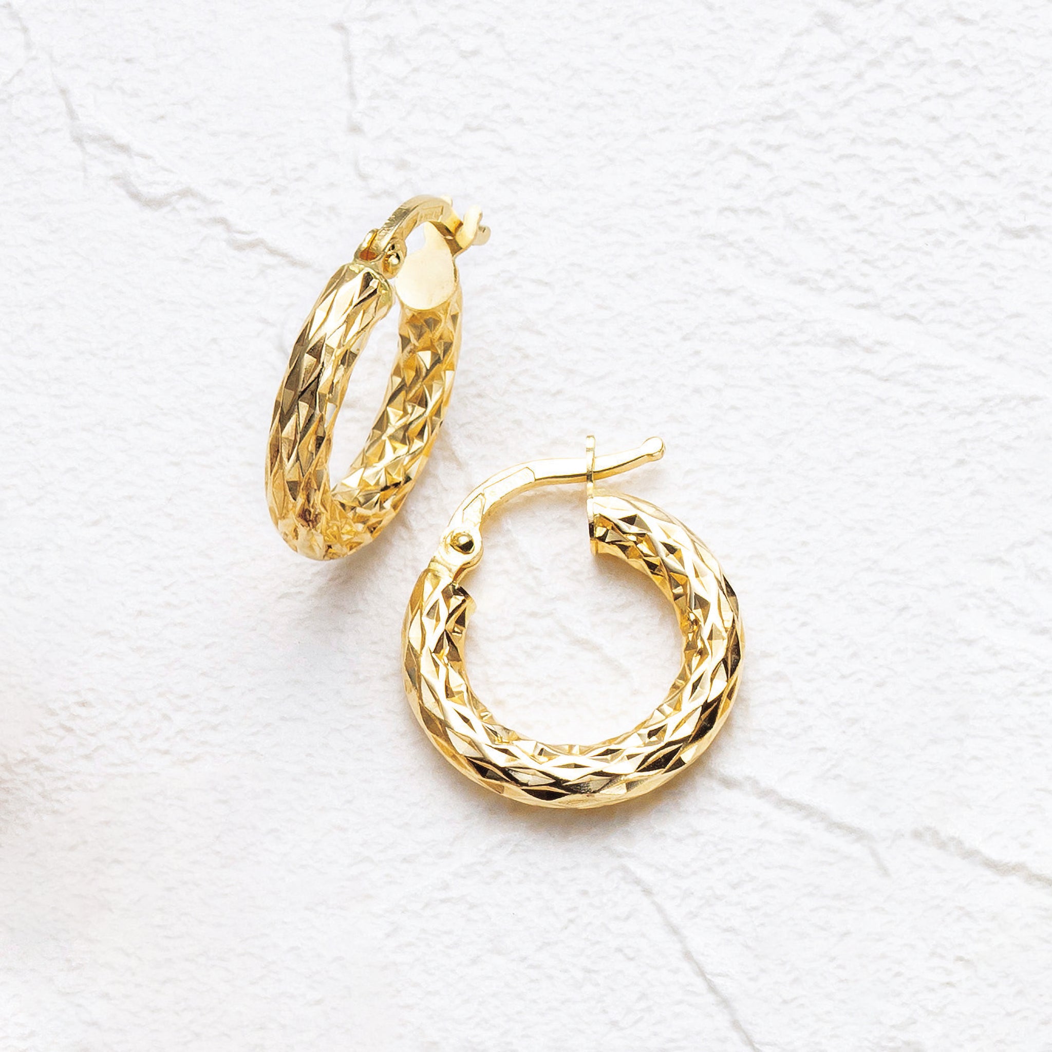 K18ピアス(フープ/イタリア製)《25N01202》