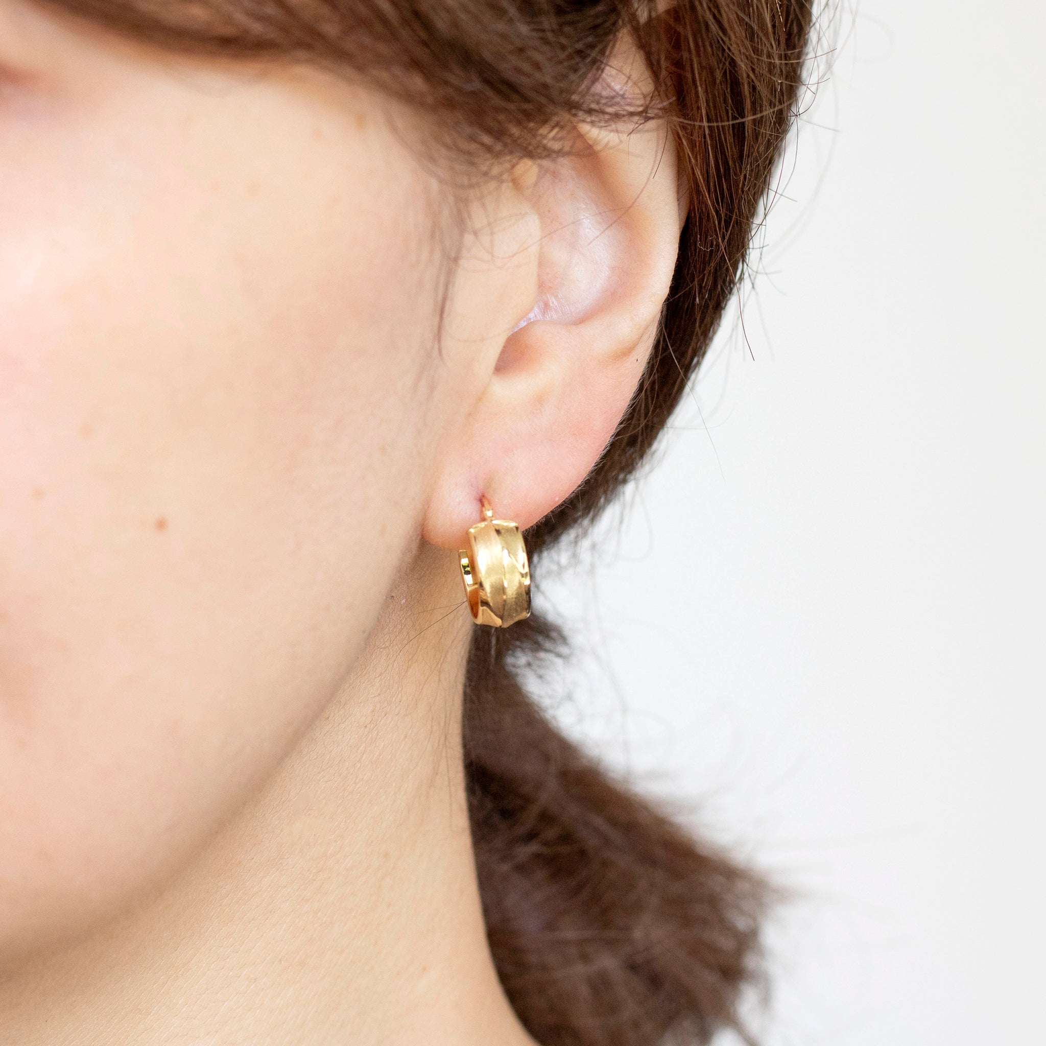 K18ピアス(イタリア製/フープ)《25N01203》