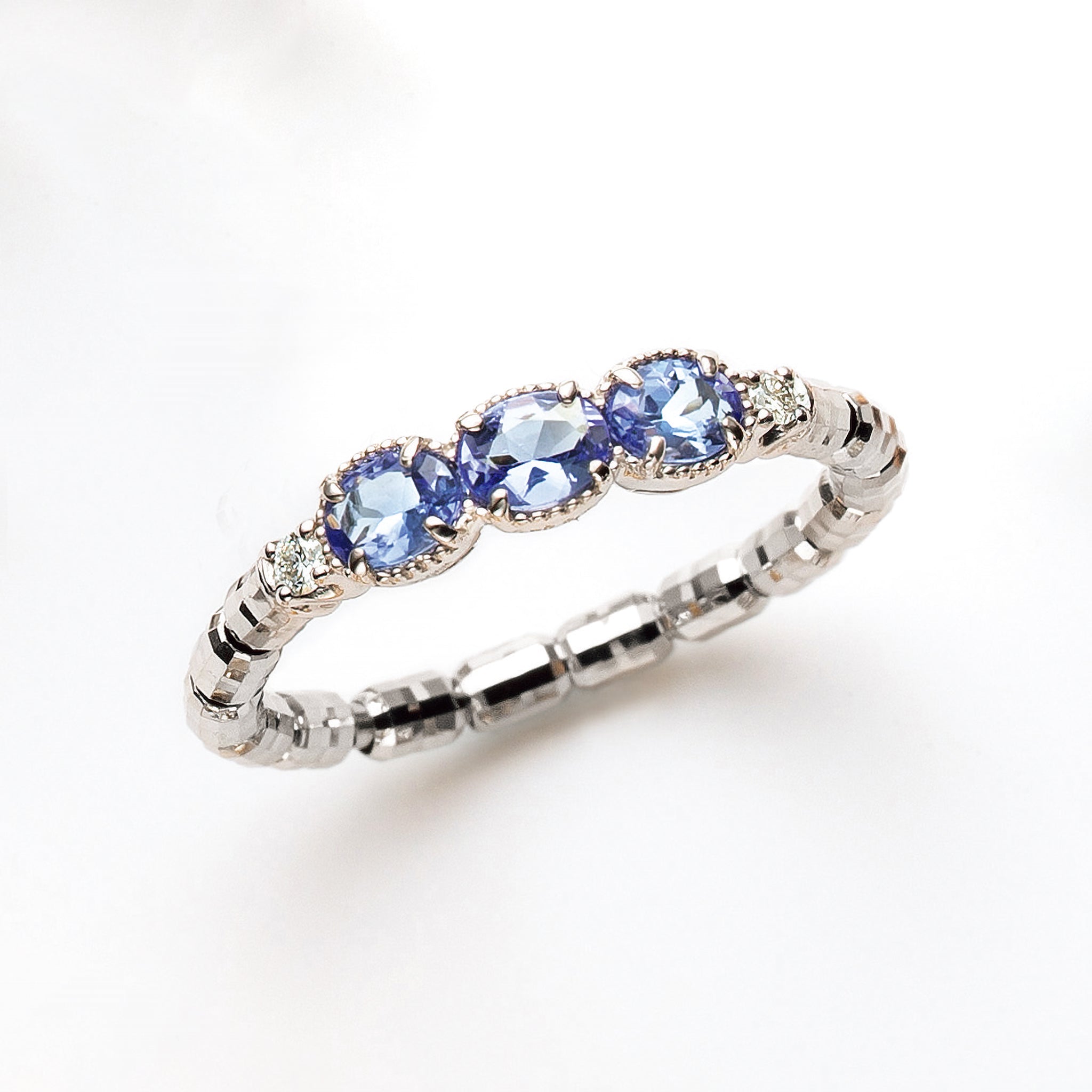 タンザナイト プラチナリング(フリーサイズ/12月誕生石)《25N01302》