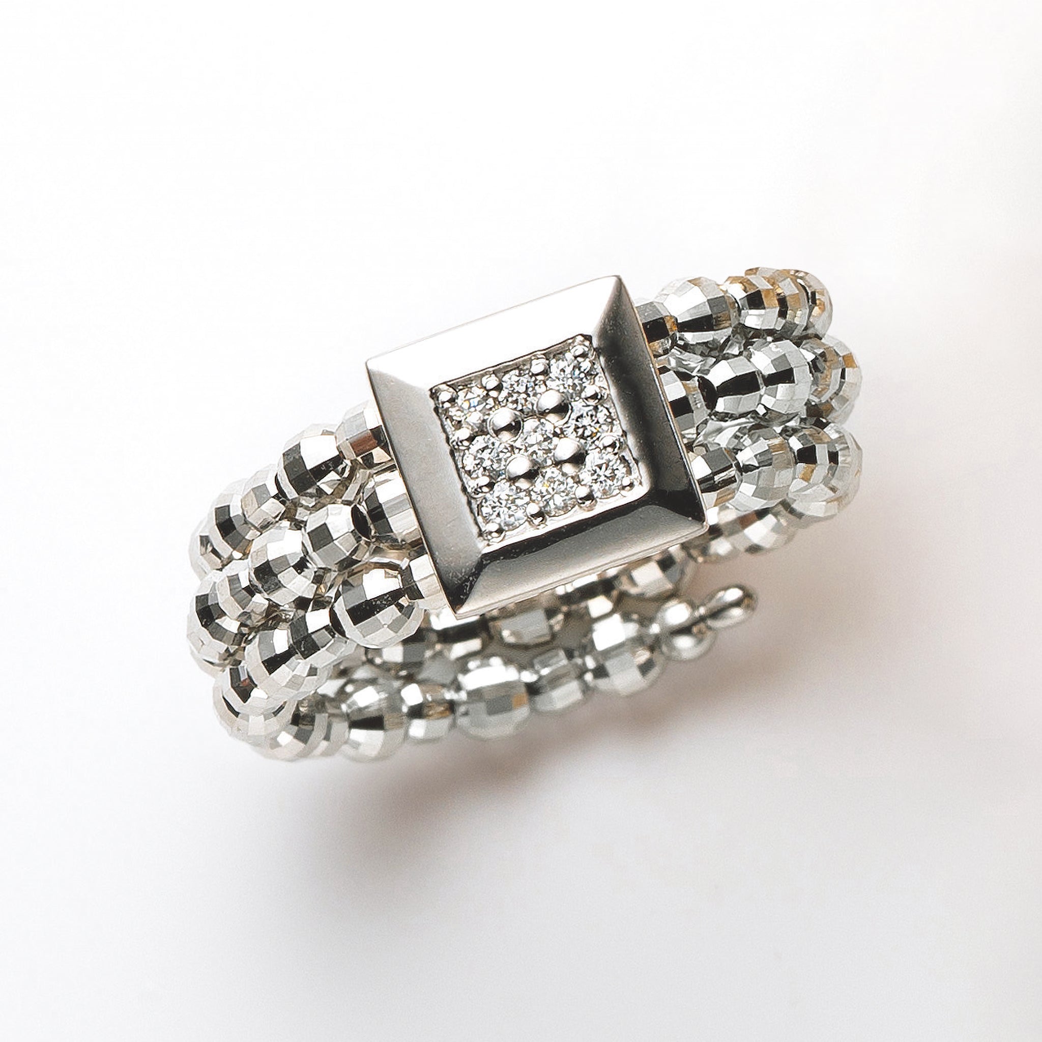 ダイヤモンド プラチナリング(フリーサイズ/4月誕生石)《25N01305》