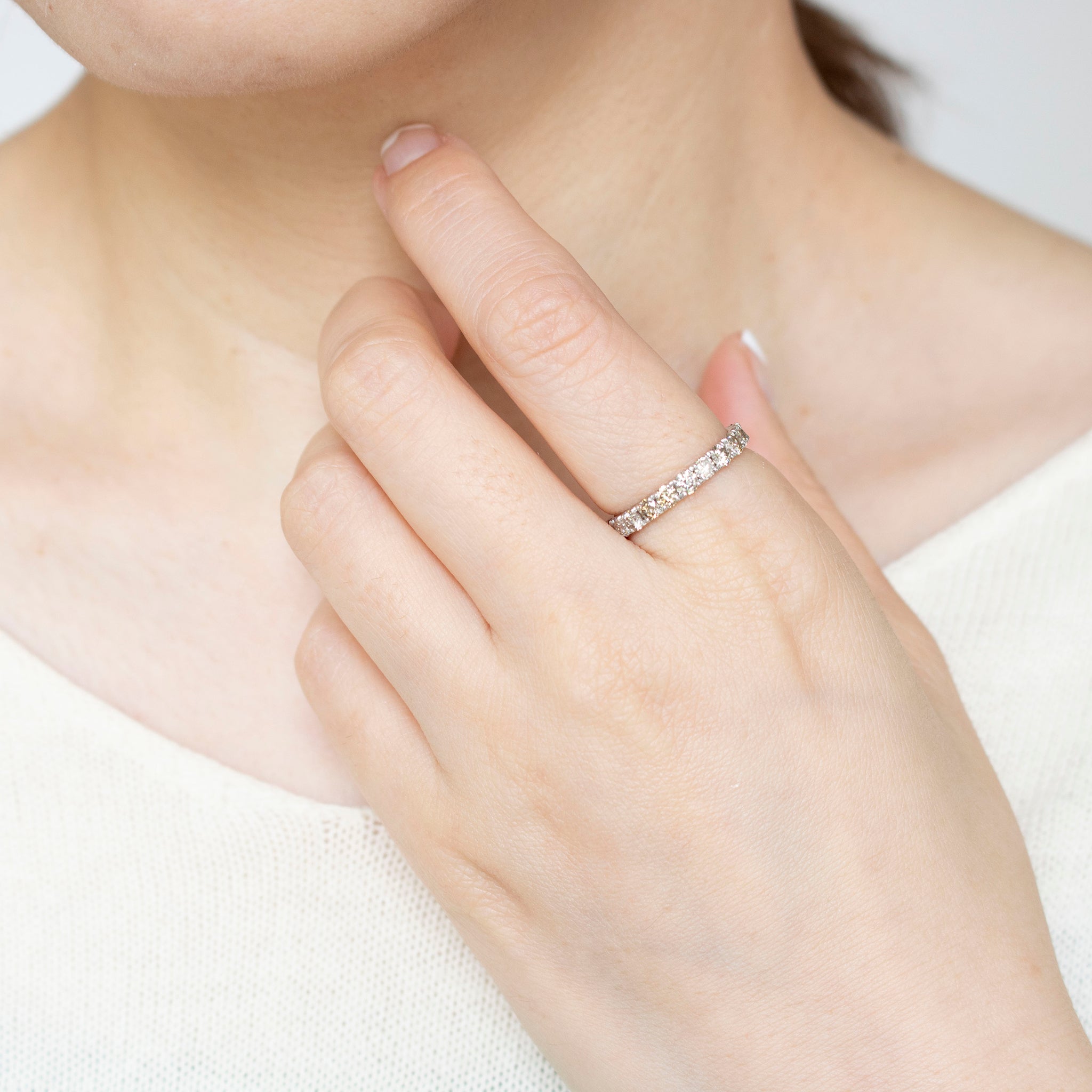 【限定8点】ダイヤモンド プラチナリング(計1.0カラット/ハーフエタニティ/4月誕生石)《25N01311》