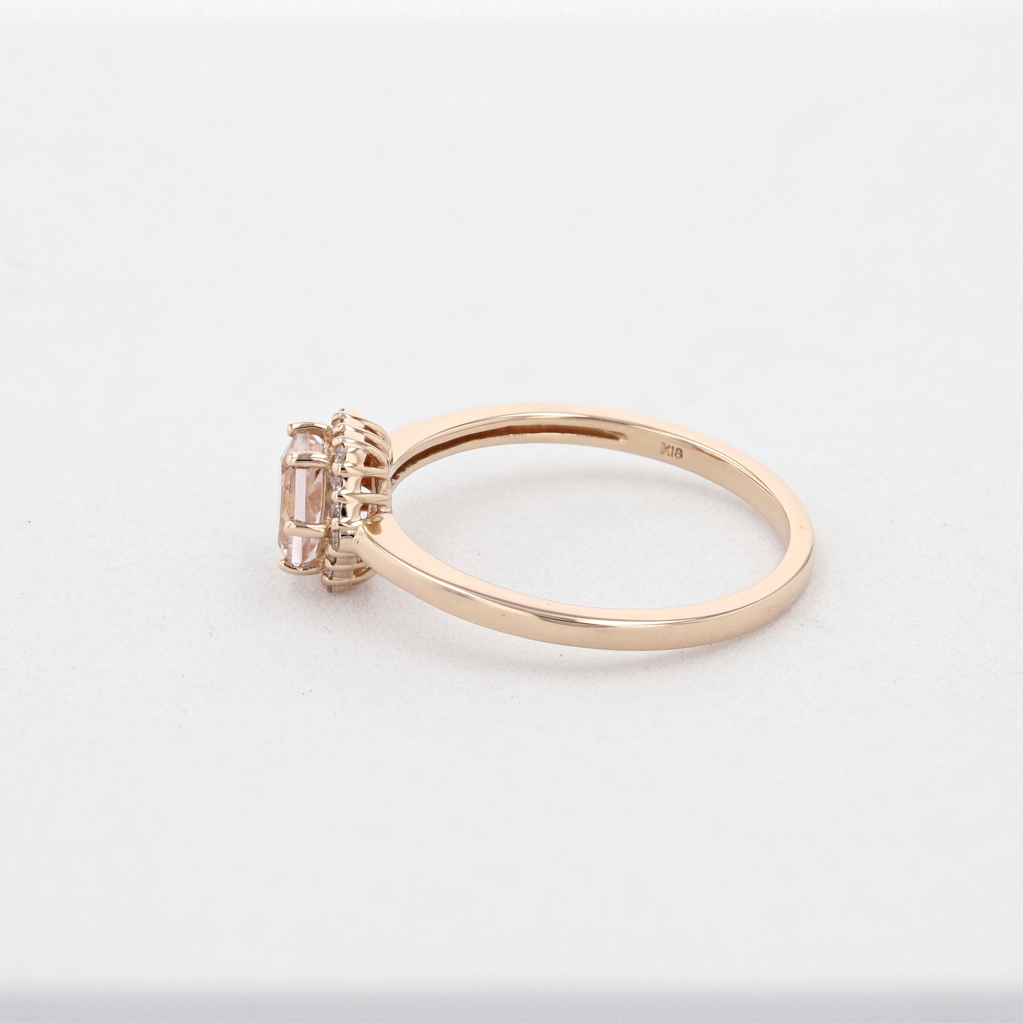 モルガナイト/ダイヤモンド K18リング(4月誕生石)《25N01407》