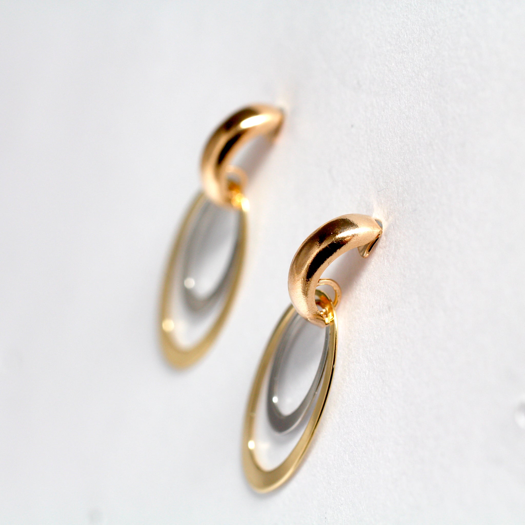 K18/プラチナピアス(スリーカラー)《25N01610》