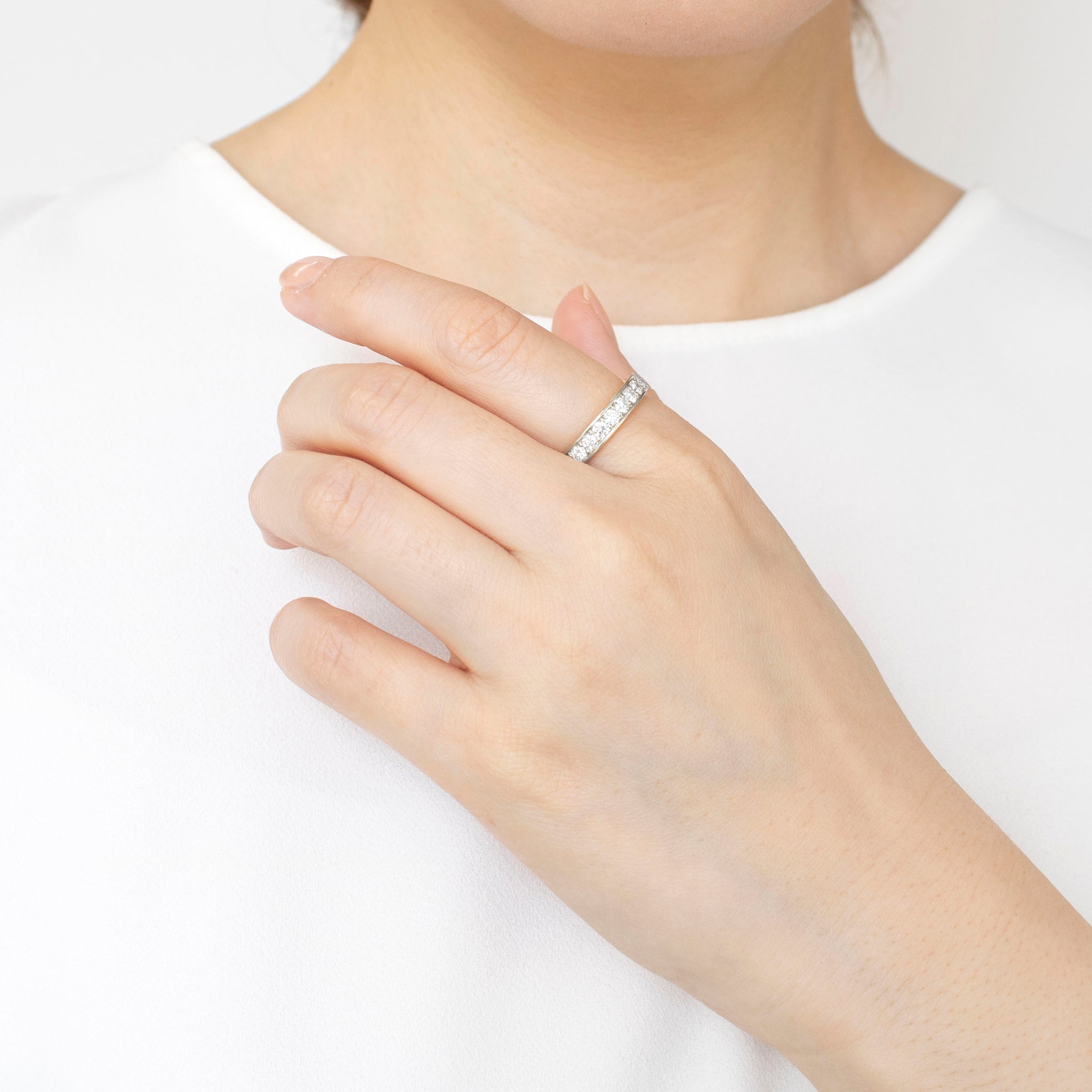 ダイヤモンド プラチナリング(計0.7カラットハーフエタニティ/4月誕生石)《25N01802》