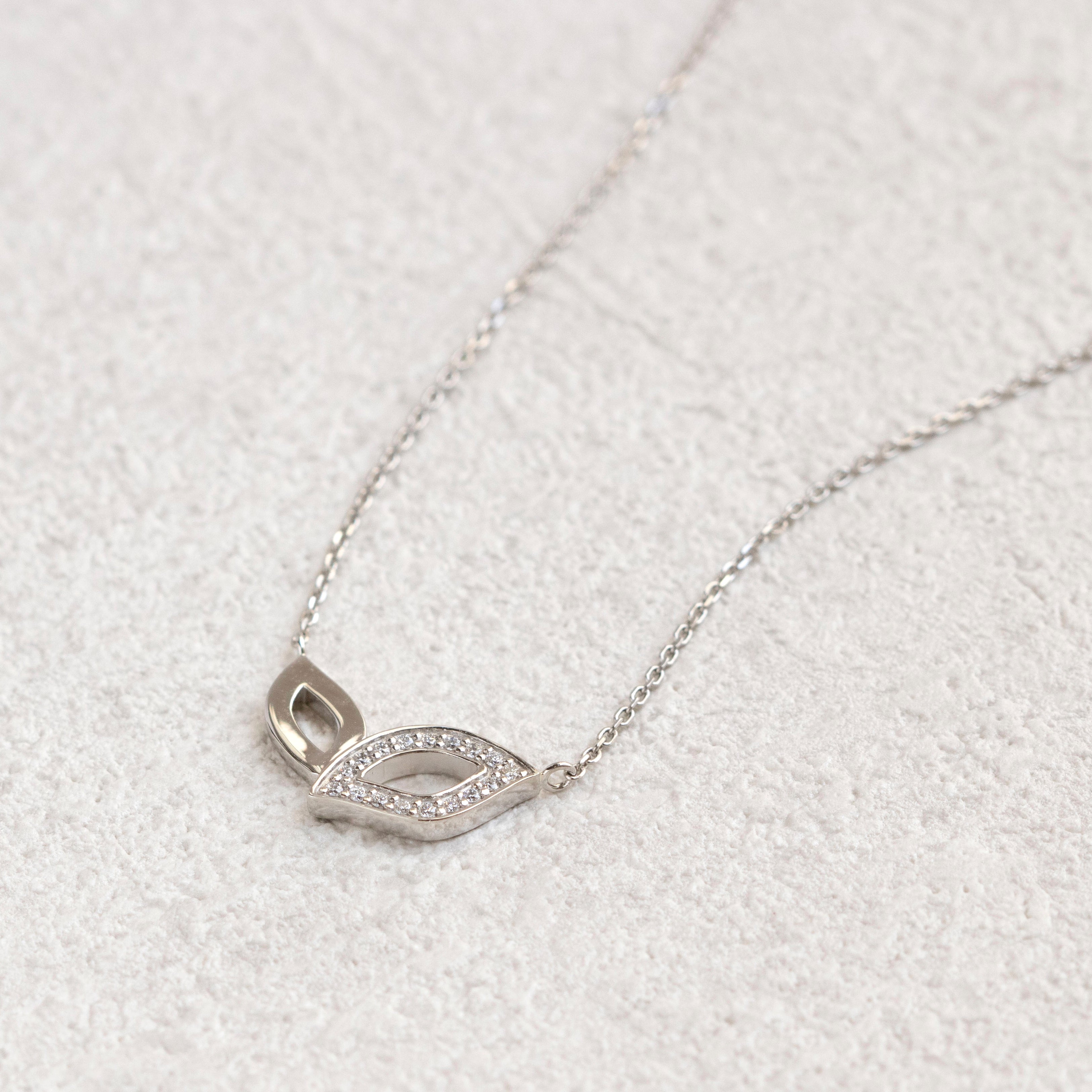 ダイヤモンド プラチナネックレス(4月誕生石《25N01808》