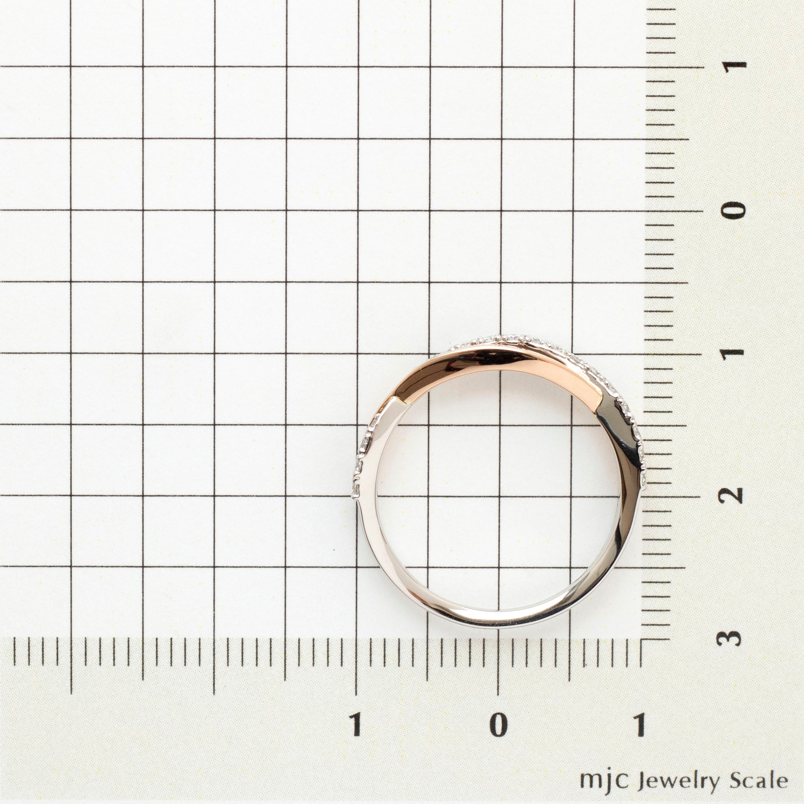 ダイヤモンド プラチナ/K18リング(4月誕生石)《25N01810》